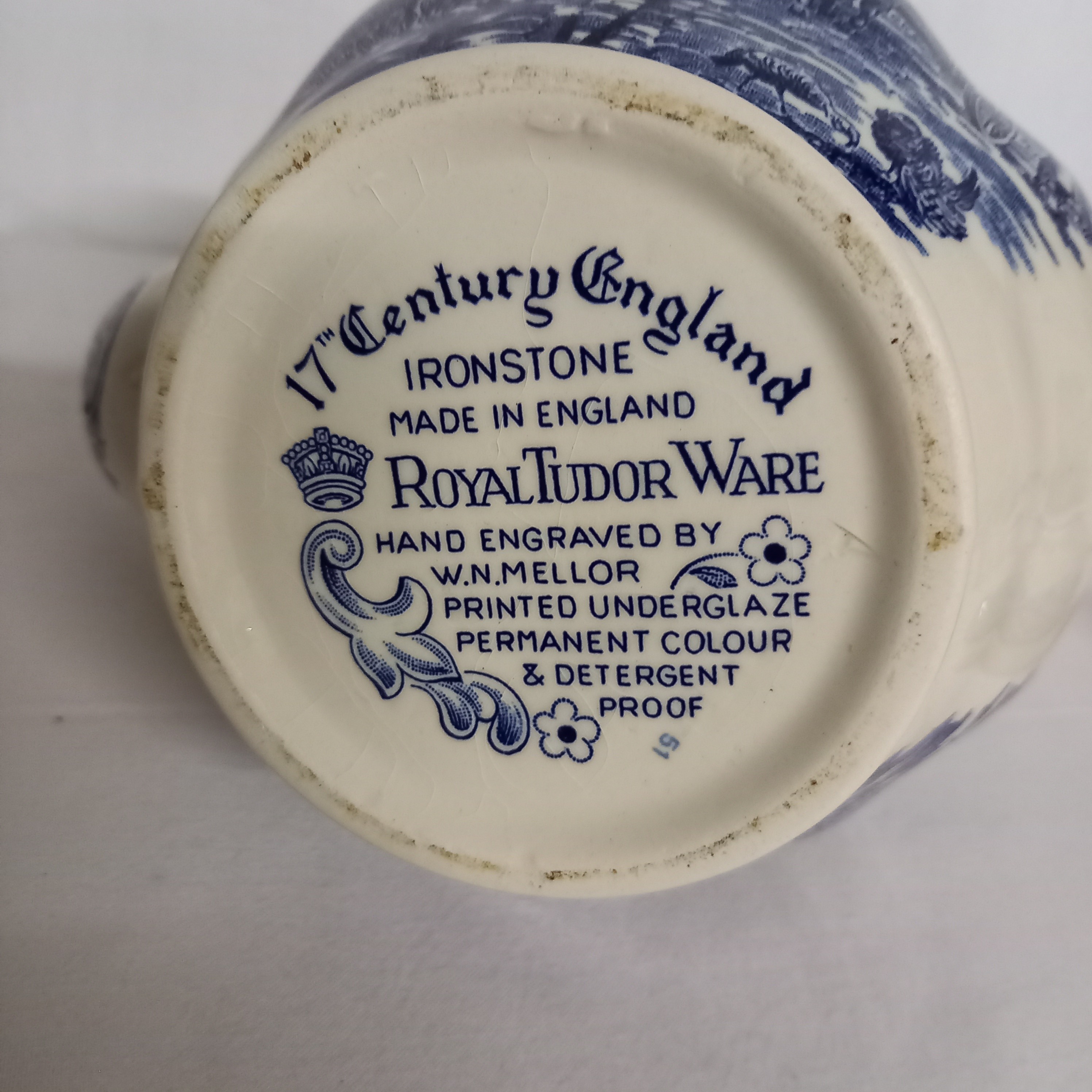 Voir photo 10 de Cafetière / théière vintage RoyalTudor Ware , série Angleterre du XVIIe siècle , vaisselle anglaise en perre de fer , fabriqué en angleterre. Cafetière / théière vintage RoyalTudor Ware , série Angleterre du XVIIe siècle , vaisselle anglaise en perre de fer , fabriqué en angleterre. Bon état reconditionné photo 10