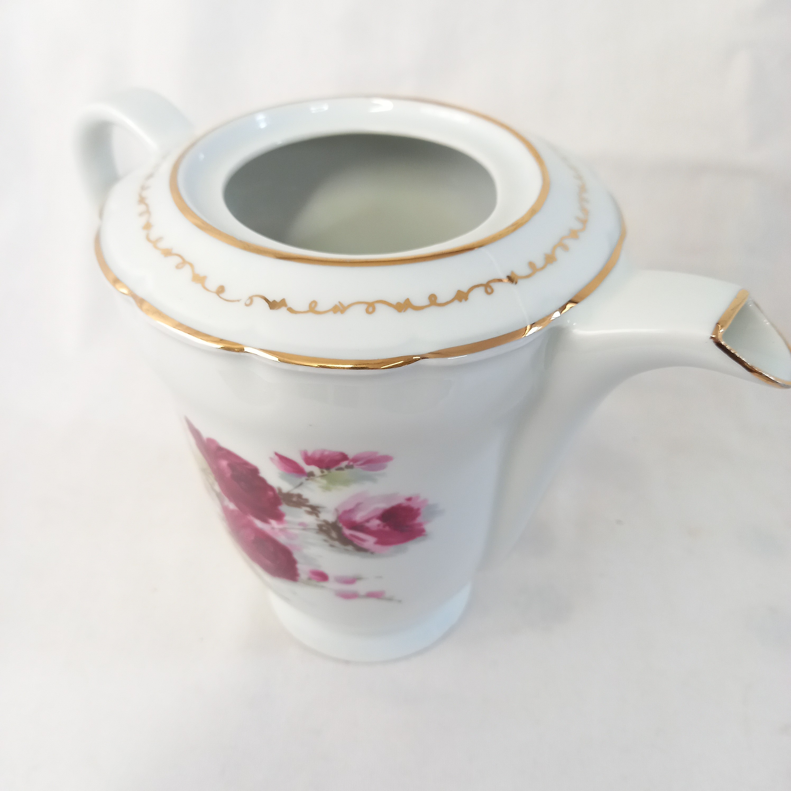 Voir photo 3 de Cafetière verseuse en porcelaine de Vierzon, estampillée CG Cafetière verseuse en porcelaine de Vierzon, estampillée CG Très bon état reconditionné photo 3