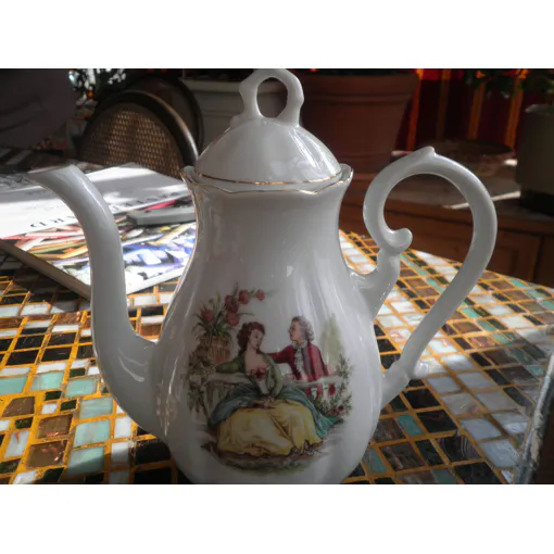 Cafetiere Zajecar-Yougoslavie occasion - 15,00 € Cafetiere Zajecar-Yougoslavie occasion reconditionné disponible sur Rakuten