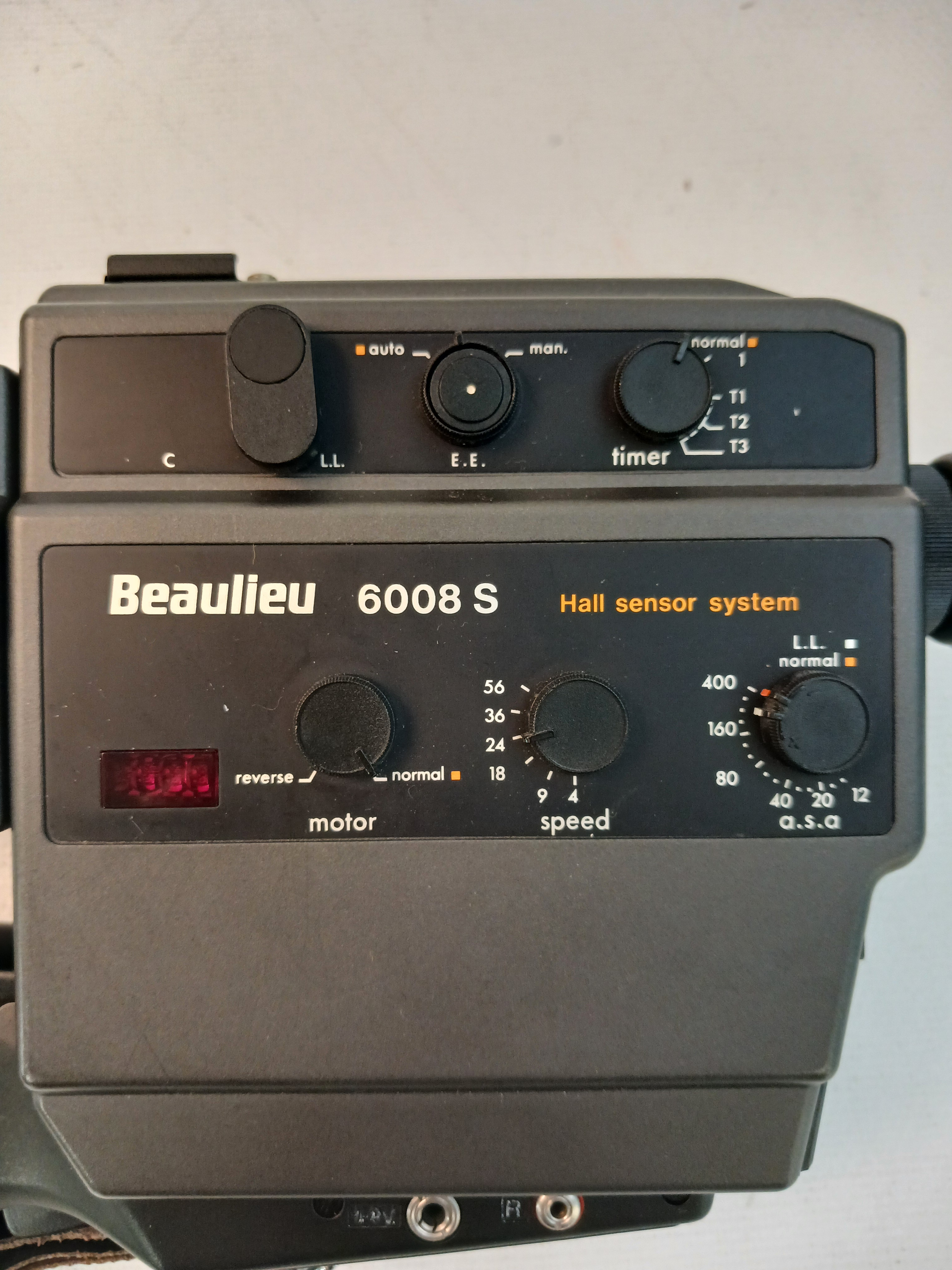 Voir photo 3 de Caméra Beaulieu Super 8 sonore 6008 S + objectif Schneider Caméra Beaulieu Super 8 sonore 6008 S + objectif Schneider reconditionné photo 3