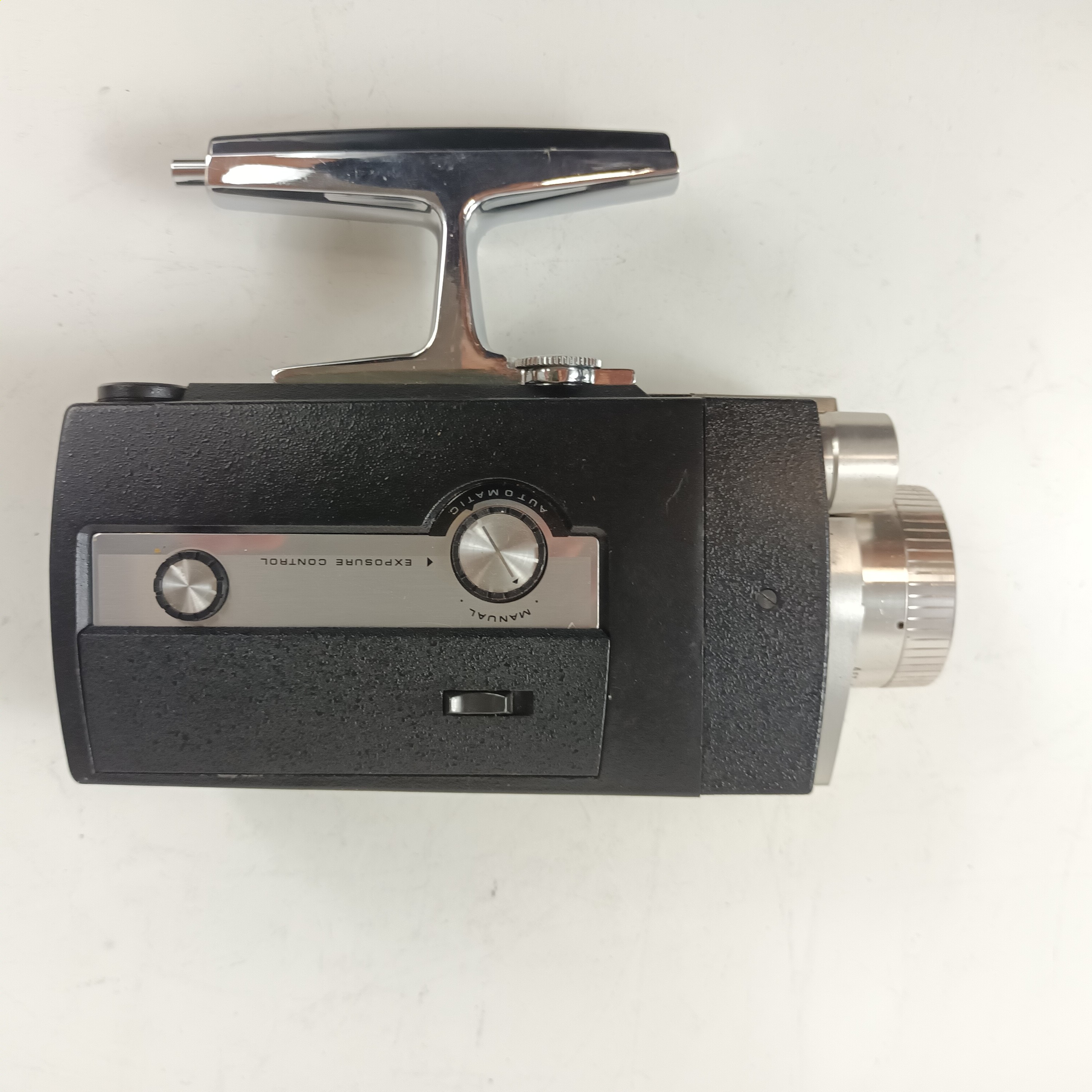Voir photo 3 de Caméra Bell & Howell modèle autoload, super 8, années 60/70 Caméra Bell & Howell modèle autoload, super 8, années 60/70 Bon état reconditionné photo 3