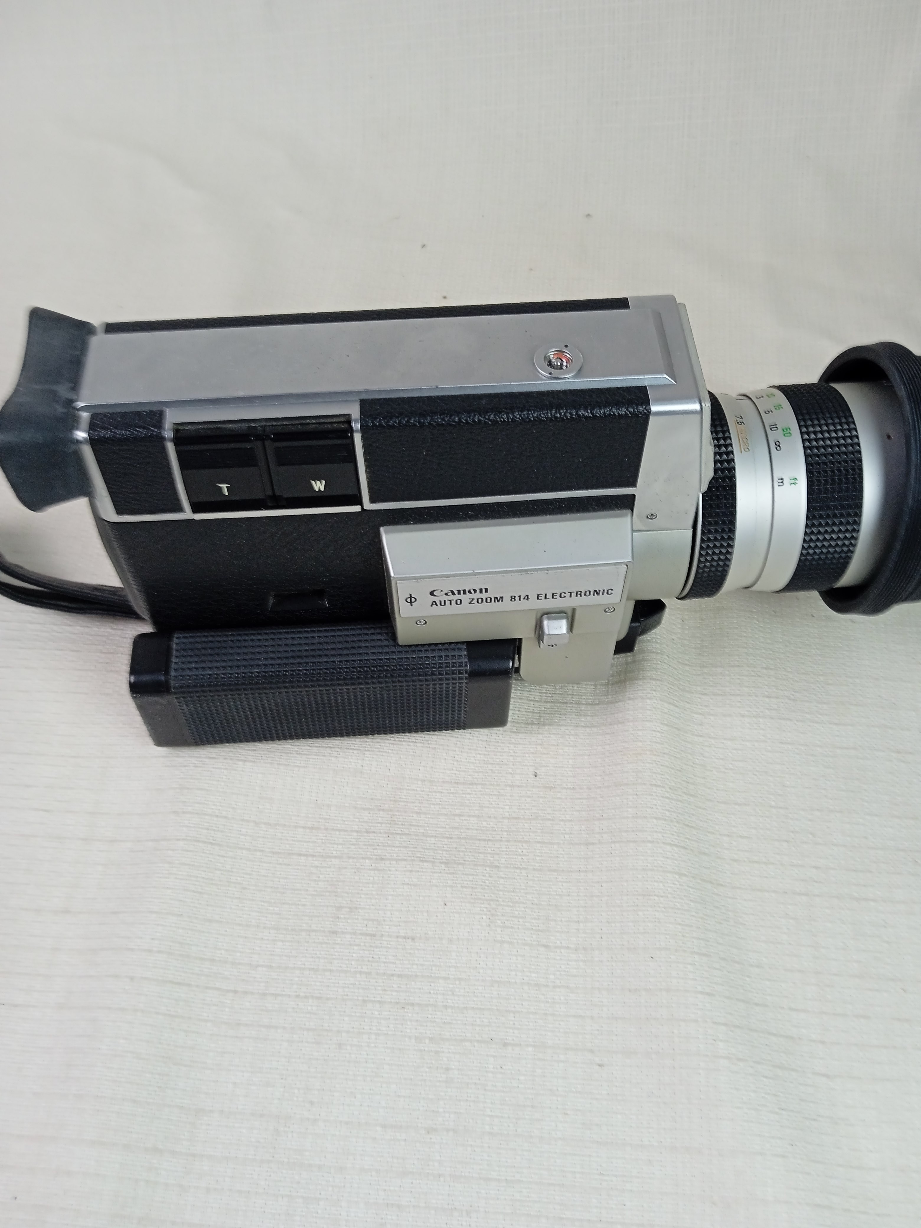 Voir photo 3 de Caméra canon auto zoom 814 avec etui Caméra canon auto zoom 814 avec etui État correct reconditionné photo 3