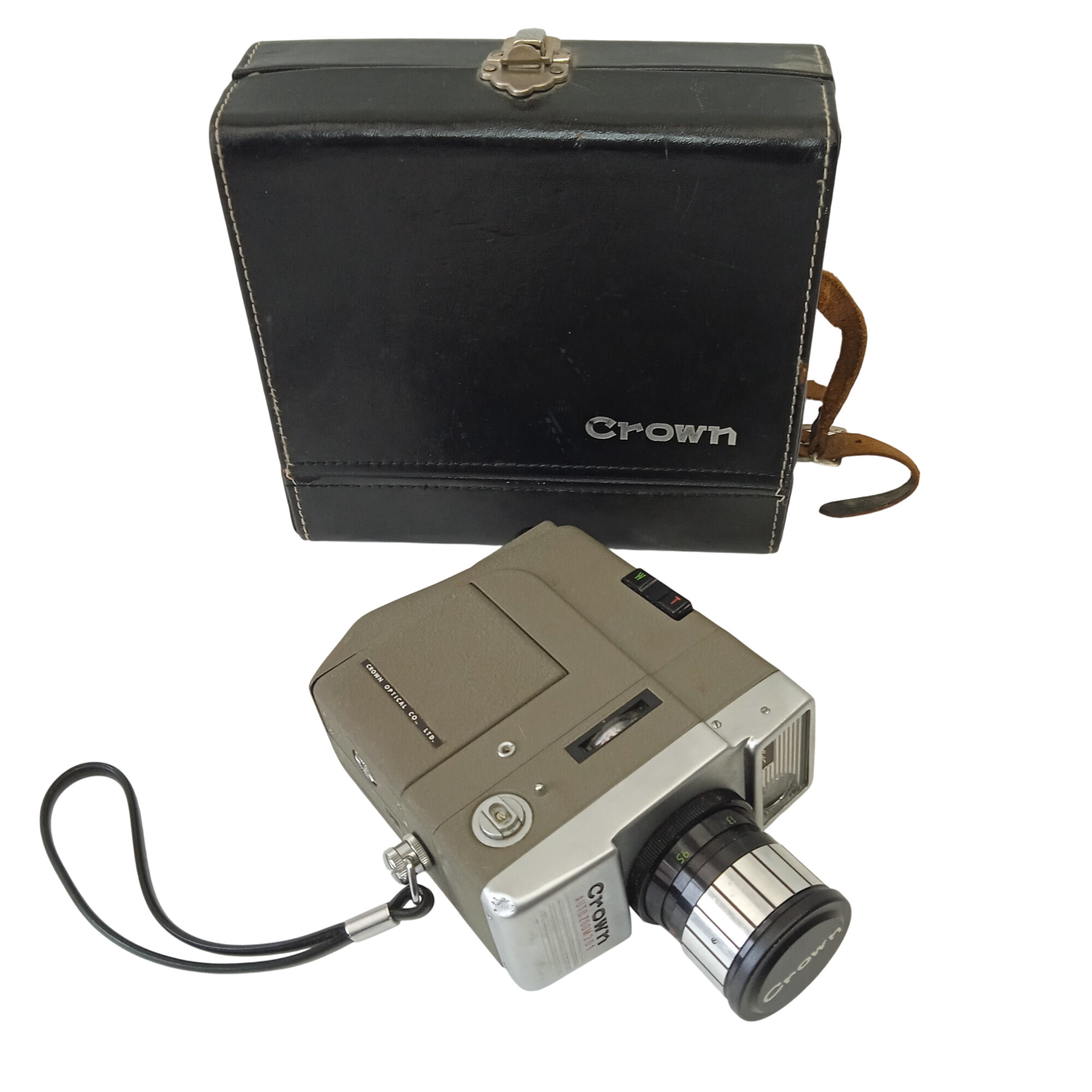 Camera Crown Auto Zoom 201, Japon années 1950 état correct - 30,00 € Camera Crown Auto Zoom 201, Japon années 1950 état correct reconditionné disponible sur Label Emmaüs