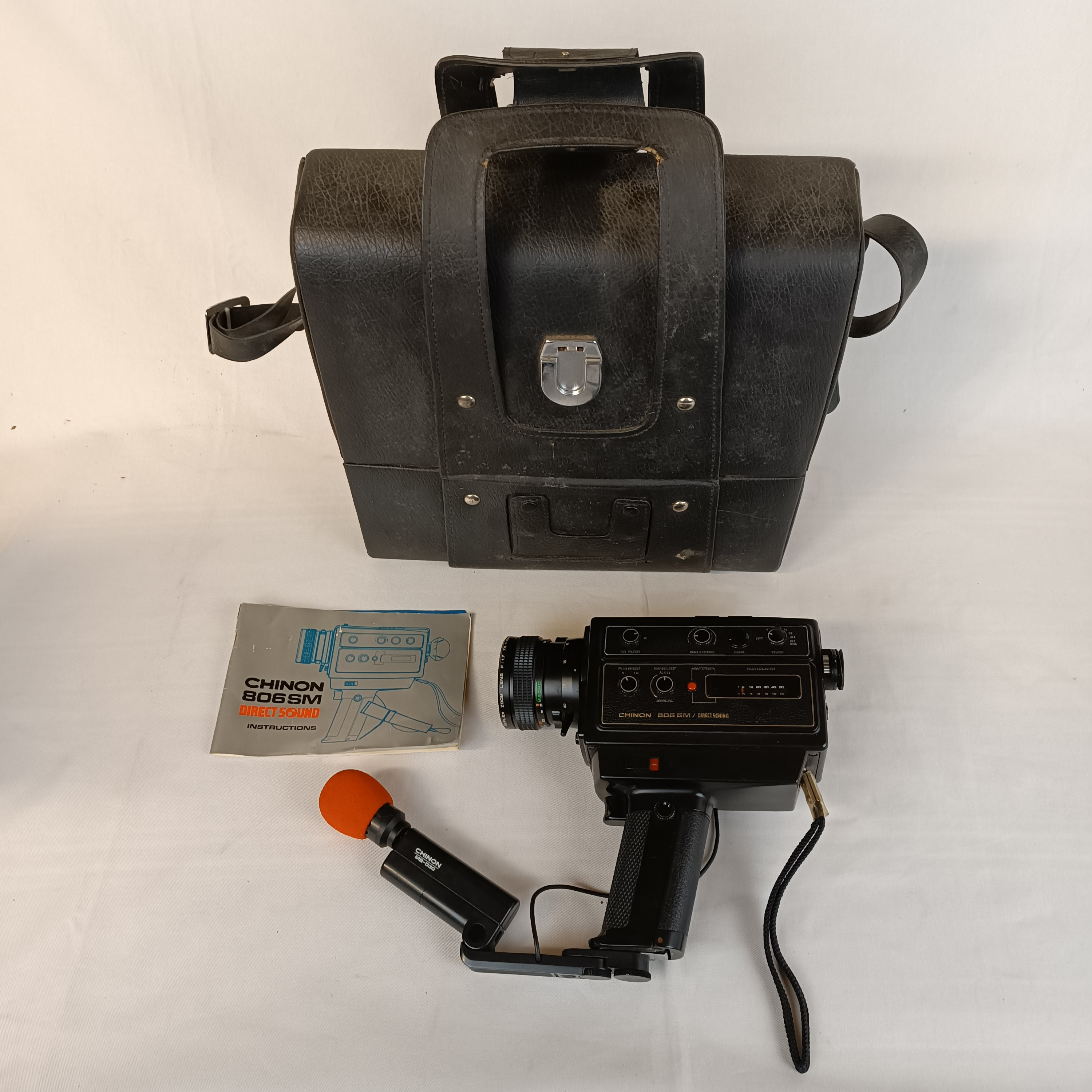 Caméra super 8 son direct "Chinon 806 SM / Direct Sound" (années 1960) État correct - 100,00 € Caméra super 8 son direct "Chinon 806 SM / Direct Sound" (années 1960) État correct reconditionné disponible sur Label Emmaüs