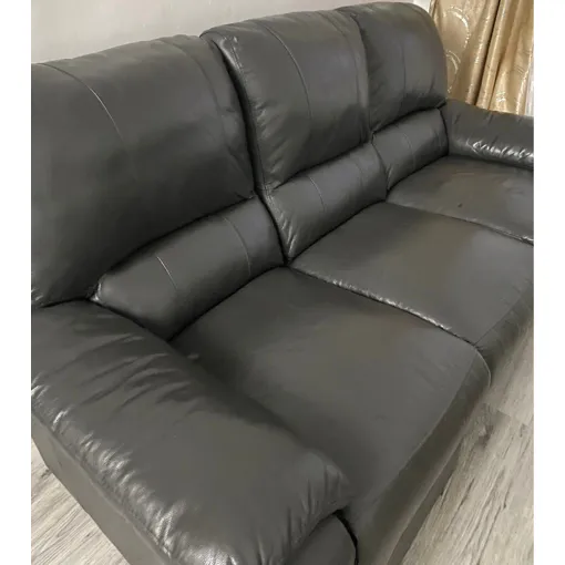 Canapé trois places cuir occasion reconditionné disponible sur Rakuten