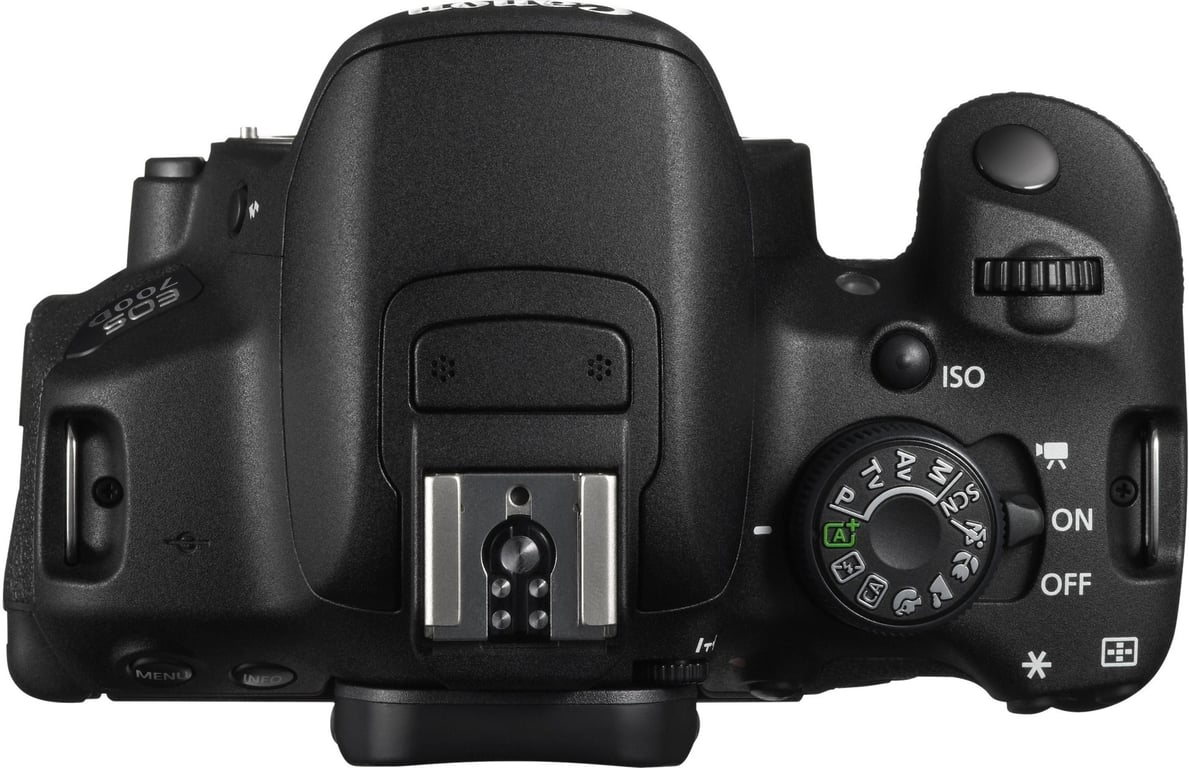 Canon EOS 700D + EF-S 18-55mm Kit d'appareil-photo SLR 18 MP CMOS 5184 x 3456 pixels Noir - Très bon état Très bon état Canon reconditionné photo 2 | Dero