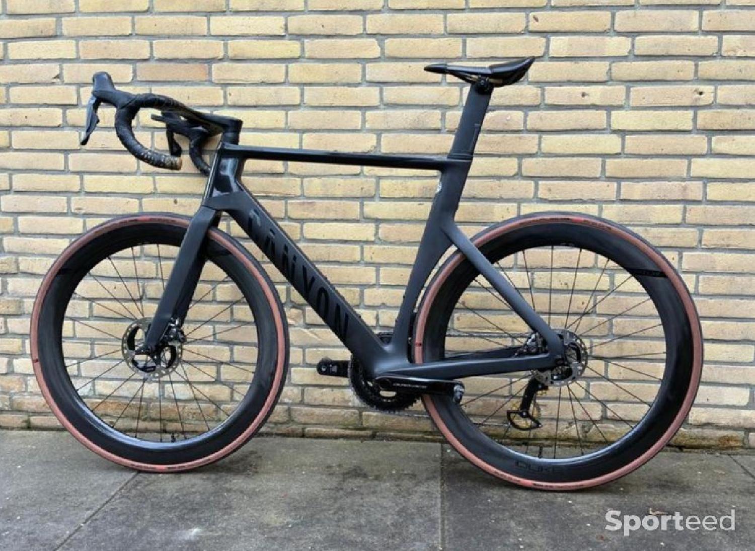 Canyon Aeroad CFR Di2 2023 Très bon état Canyon reconditionné disponible sur Sporteed