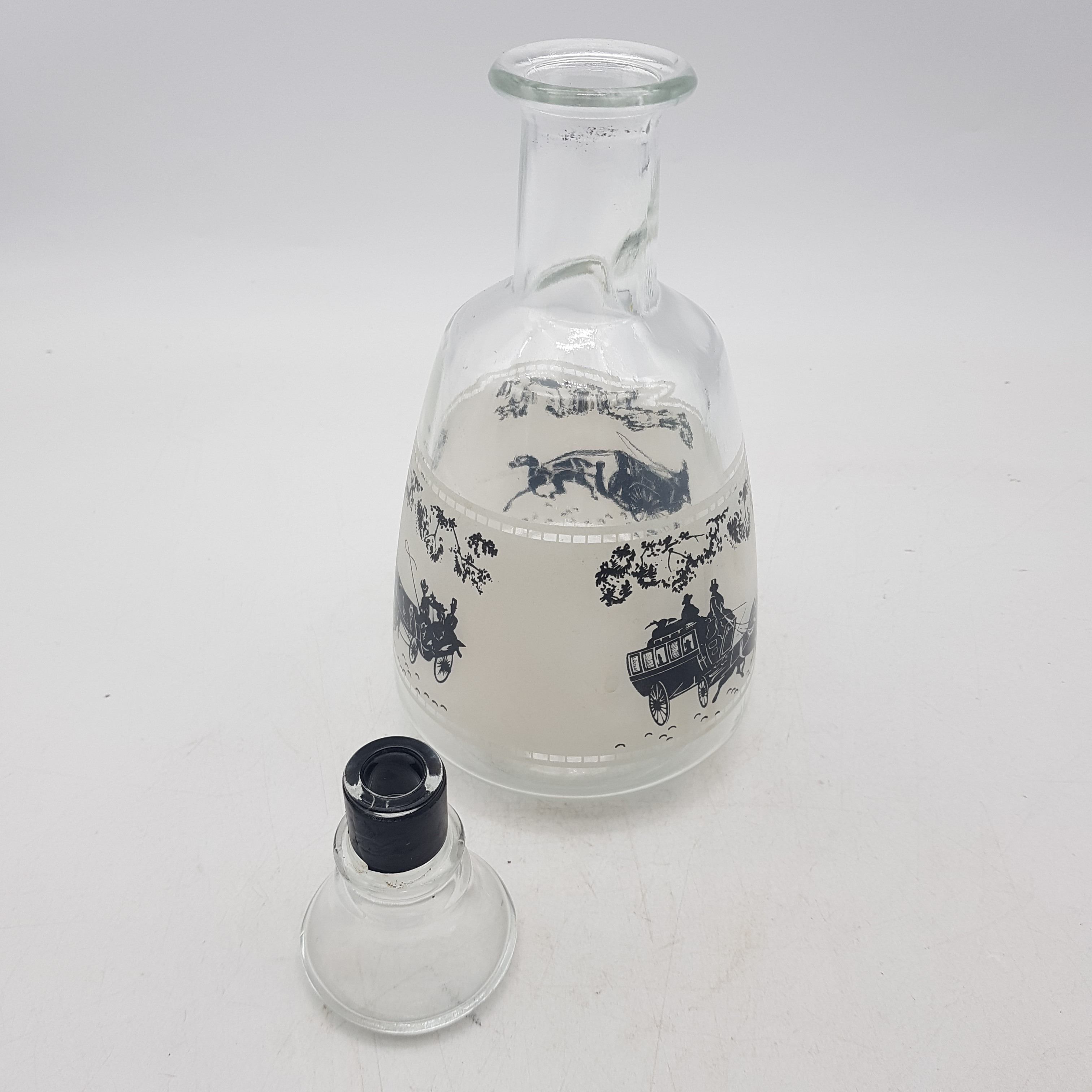 Voir photo 2 de Carafe à liqueur Vintage en verre, décoration carrosse Carafe à liqueur Vintage en verre, décoration carrosse Très bon état reconditionné photo 2