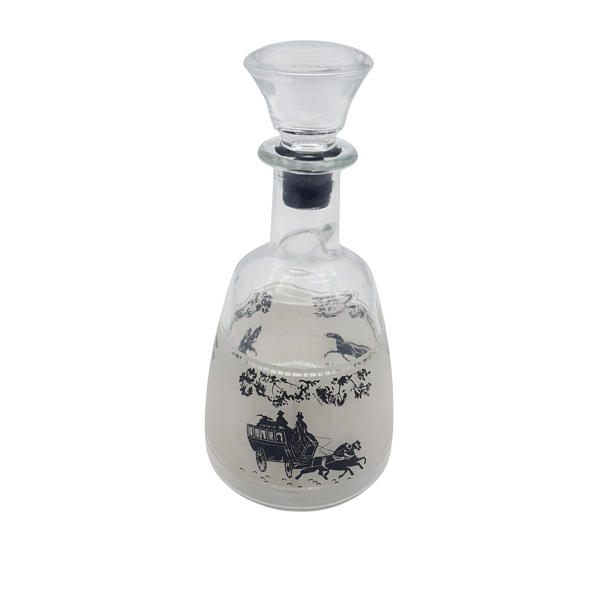 Carafe à liqueur Vintage en verre, décoration carrosse Très bon état - 19,00 € Carafe à liqueur Vintage en verre, décoration carrosse Très bon état reconditionné disponible sur Label Emmaüs