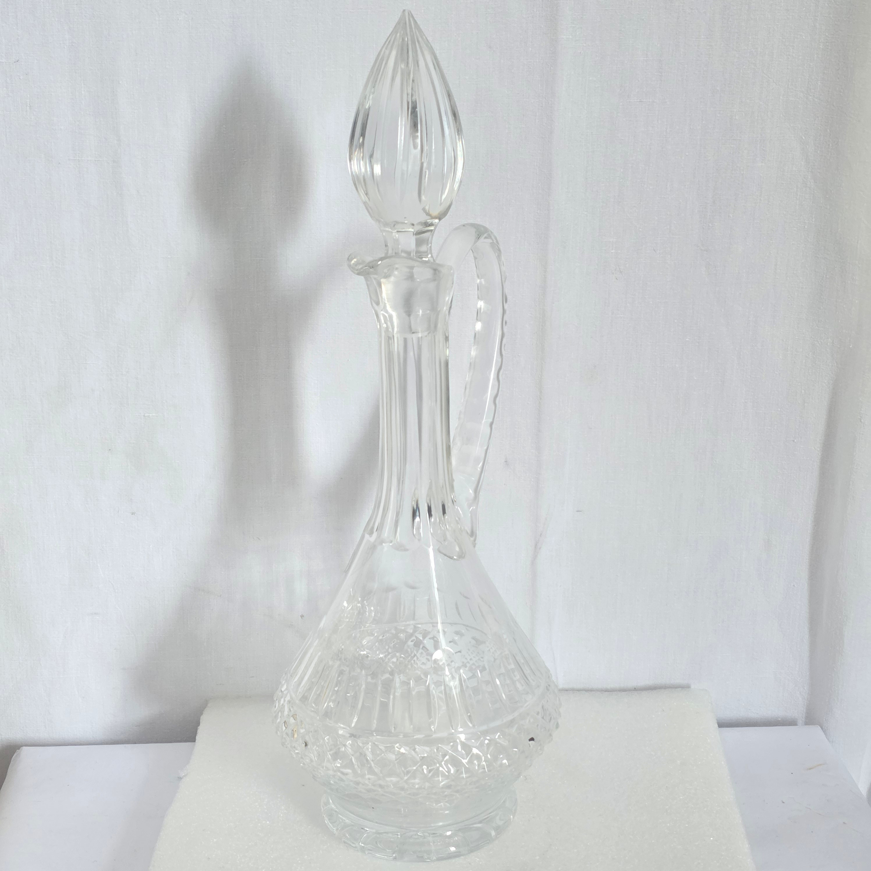 Voir photo 2 de Carafe à Vin en Cristal de Paris – Taille Main Carafe à Vin en Cristal de Paris – Taille Main Très bon état reconditionné photo 2