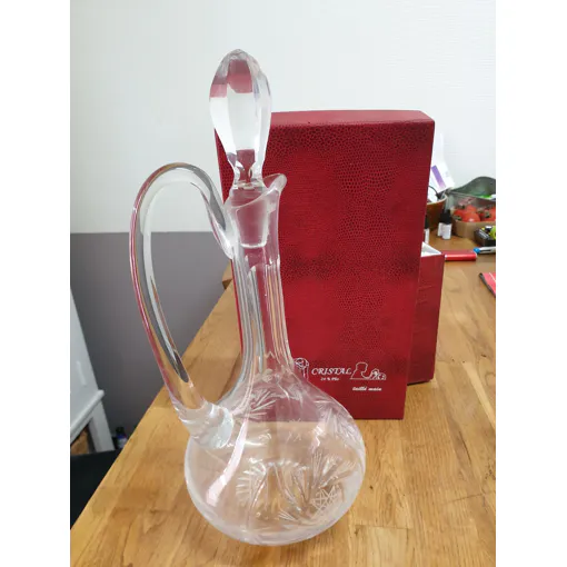 Carafe A Vin En Cristal Bon état reconditionné disponible sur Rakuten