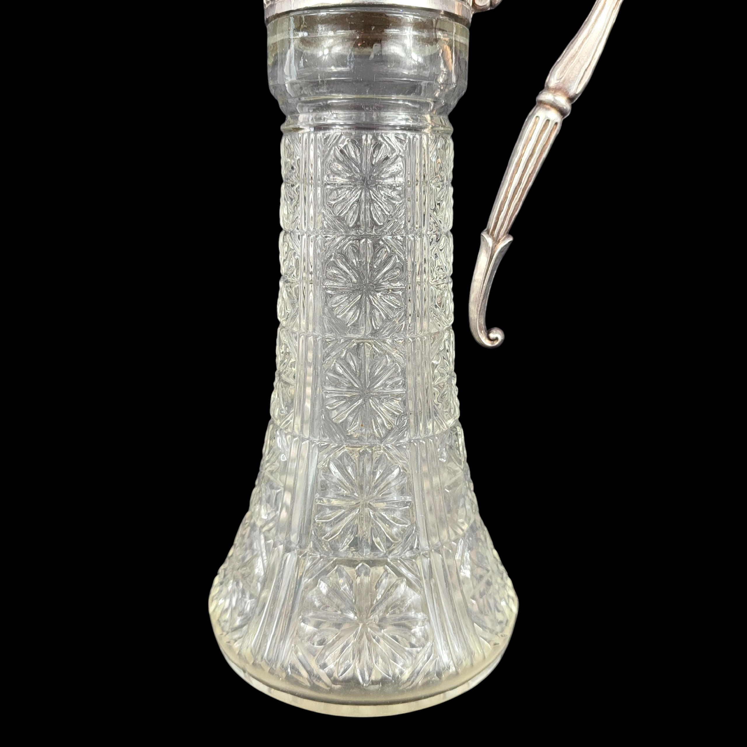 Voir photo 5 de Carafe à vin en verre avec couvercle argenté Carafe à vin en verre avec couvercle argenté Bon état reconditionné photo 5