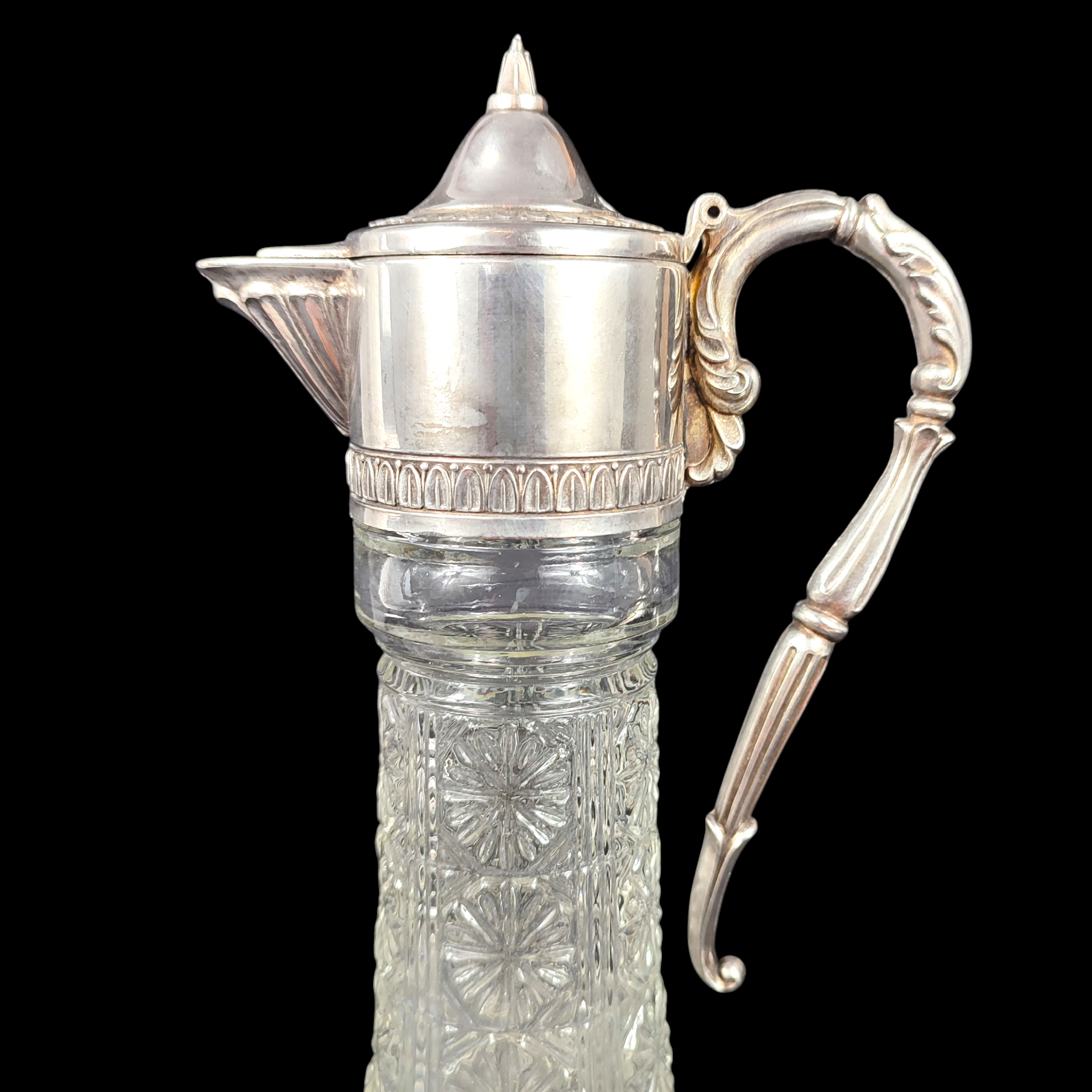 Voir photo 6 de Carafe à vin en verre avec couvercle argenté Carafe à vin en verre avec couvercle argenté Bon état reconditionné photo 6