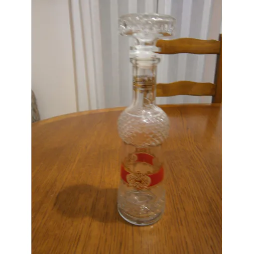 Acheter Carafe Service Bavarois En Verre Transparent Vintage Motifs Rouge Et Or occasion - 13,45 € Carafe Service Bavarois En Verre Transparent Vintage Motifs Rouge Et Or occasion reconditionné disponible sur Rakuten