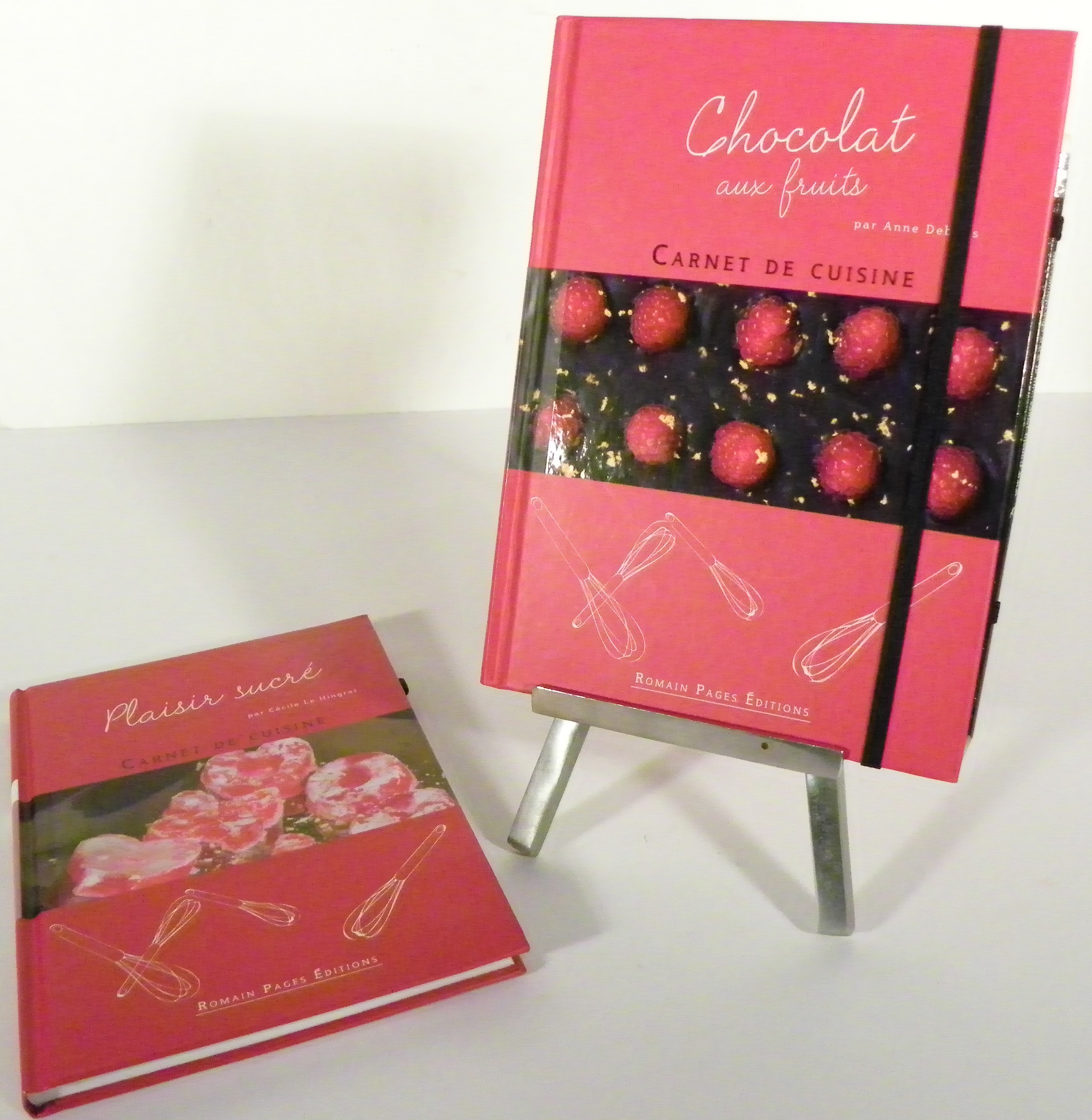 Acheter Carnet de cuisine Chocolat aux fruits et plaisir sucré Bon état - 10,00 € Carnet de cuisine Chocolat aux fruits et plaisir sucré Bon état reconditionné disponible sur Label Emmaüs