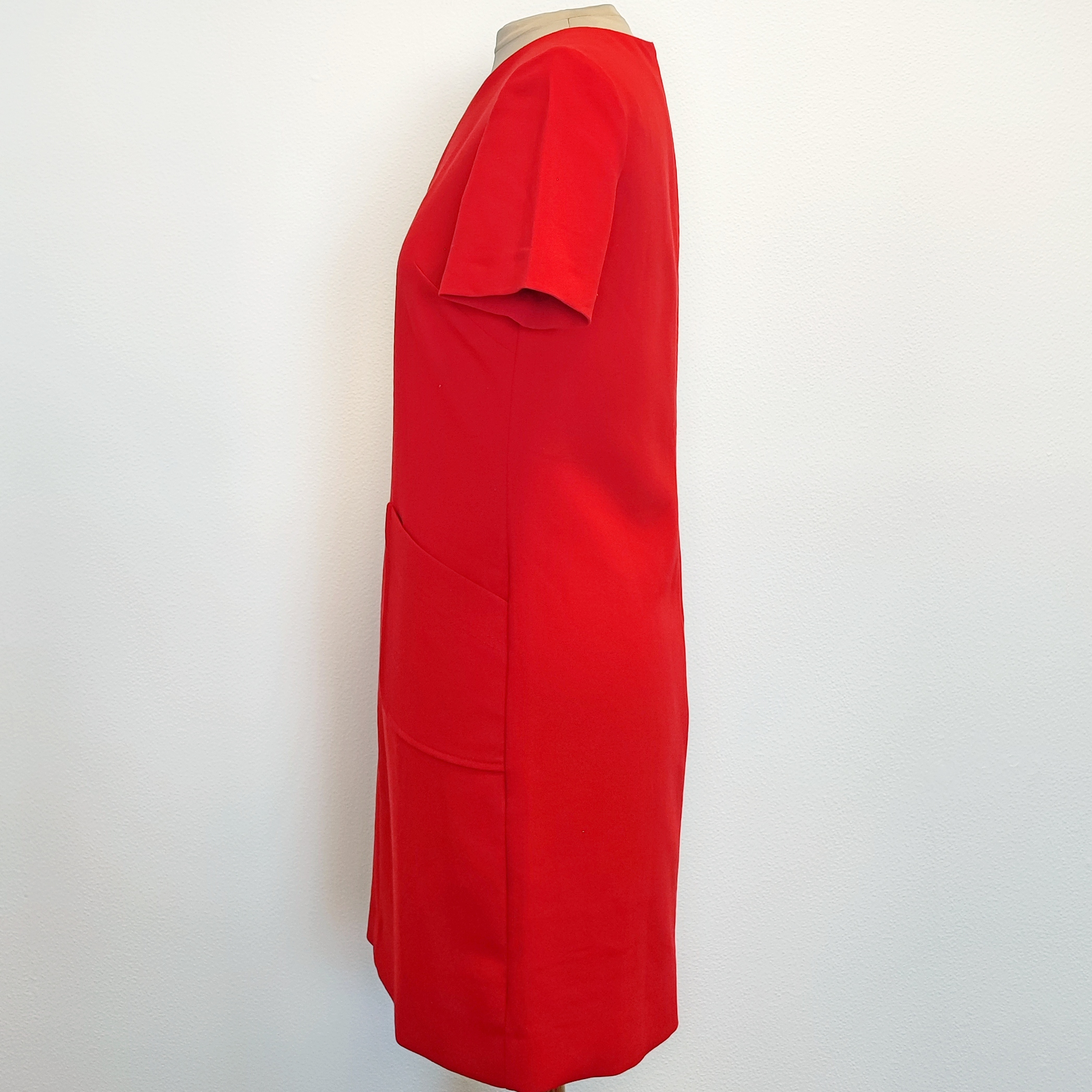 Voir photo 2 de CAROLL PARIS - Robe droite - 36 - Femme CAROLL PARIS - Robe droite - 36 - Femme Très bon état reconditionné photo 2