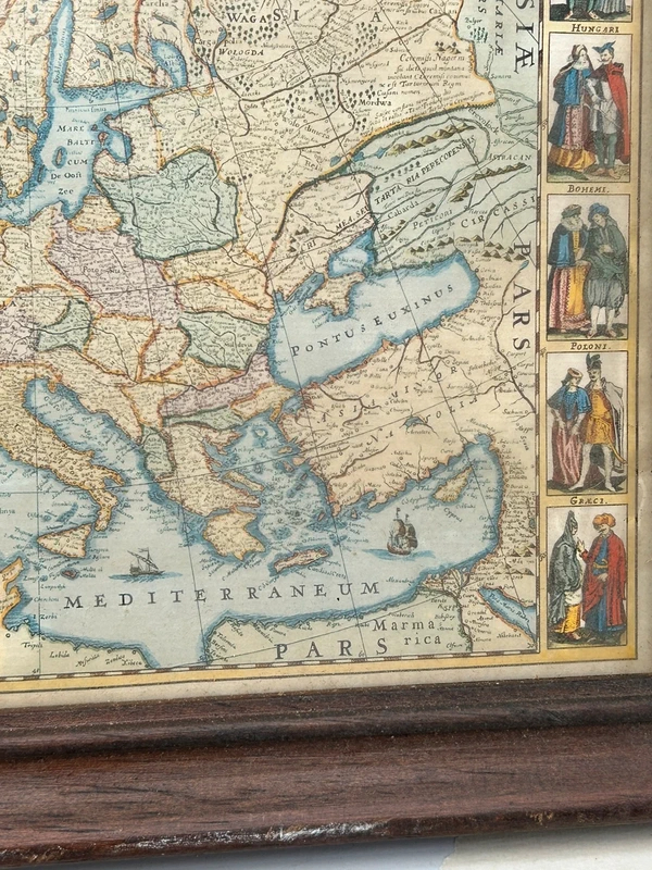 Voir photo 6 de Carte d’Europe ancienne encadrée bois, déco murale vintage géographique Carte d’Europe ancienne encadrée bois, déco murale vintage géographique Bon état reconditionné photo 6