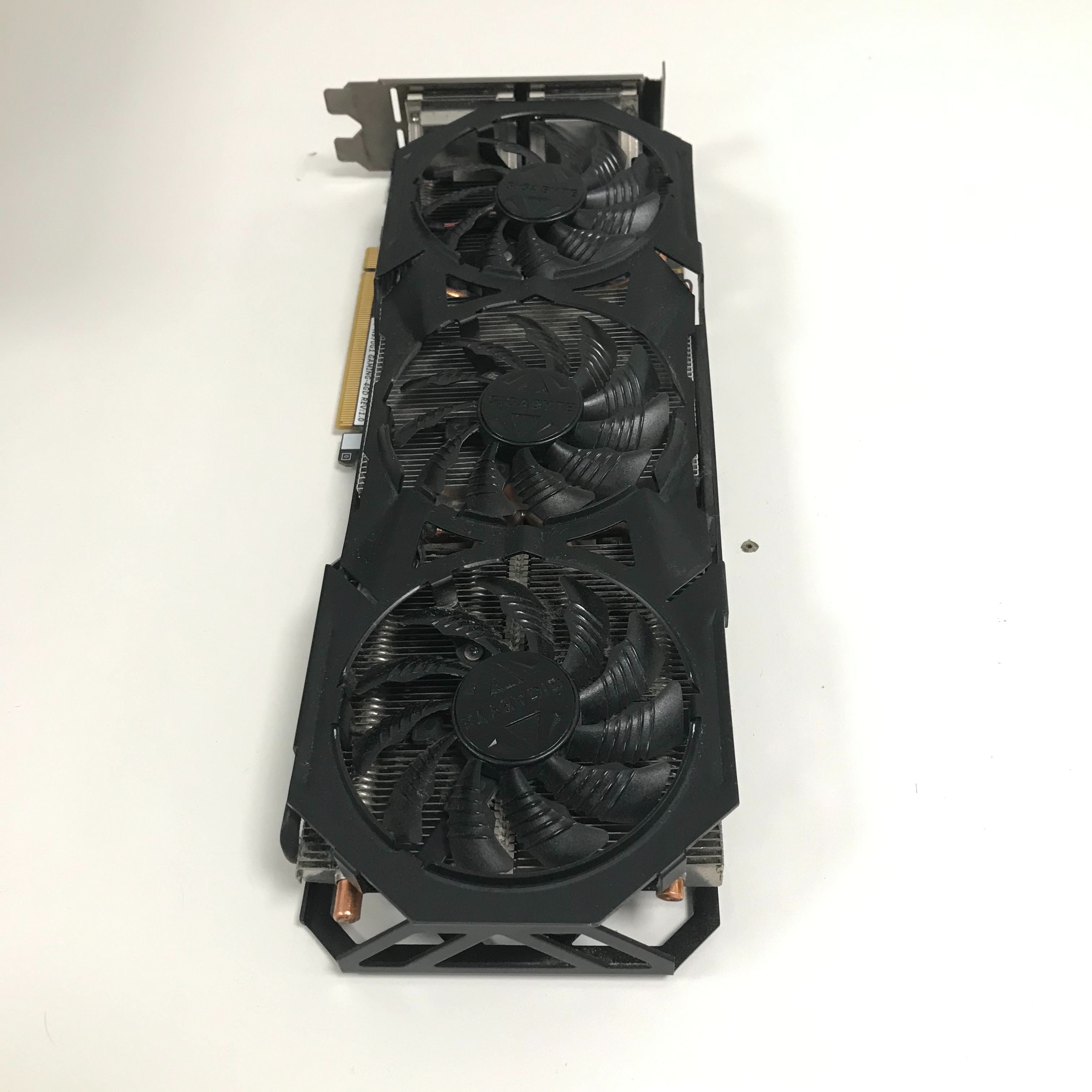 Voir photo 2 de Carte Graphique : Gigabyte GeForce GTX N970G1 GAMING 4GD Carte Graphique : Gigabyte GeForce GTX N970G1 GAMING 4GD Très bon état reconditionné photo 2