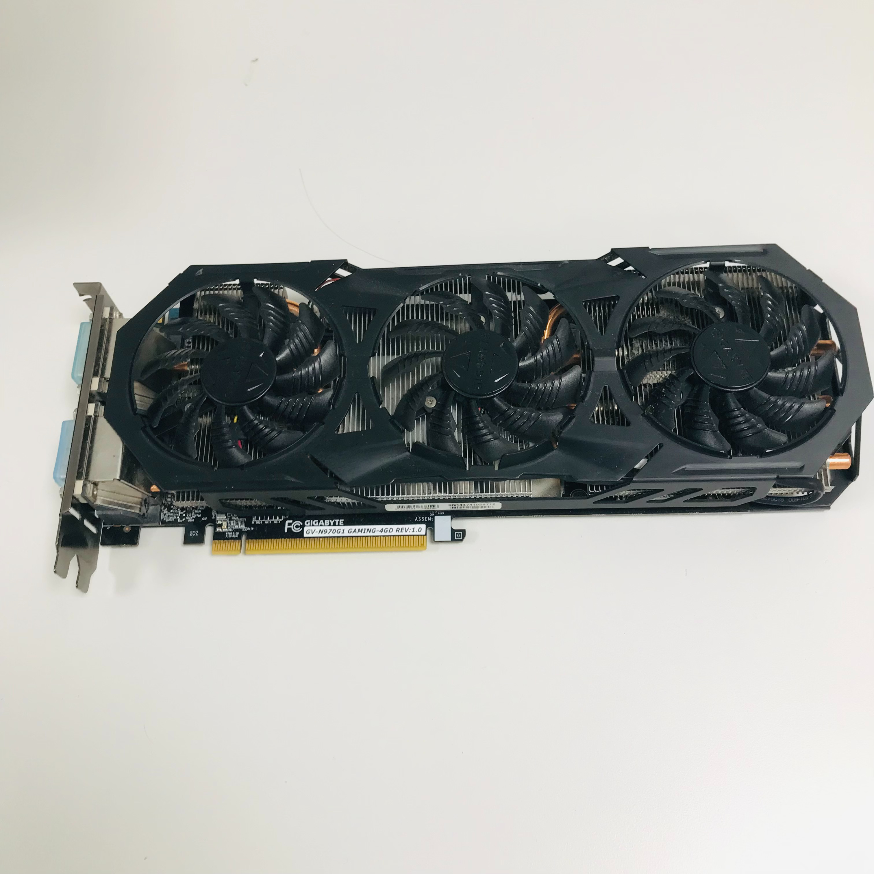 Voir photo 6 de Carte Graphique : Gigabyte GeForce GTX N970G1 GAMING 4GD Carte Graphique : Gigabyte GeForce GTX N970G1 GAMING 4GD Très bon état reconditionné photo 6