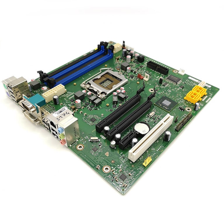 Carte Mère PC Fujitsu P700 D3061-A13 GS 2 FCLGA1155 - Très bon état Très bon état Fujitsu reconditionné disponible sur Pixmania