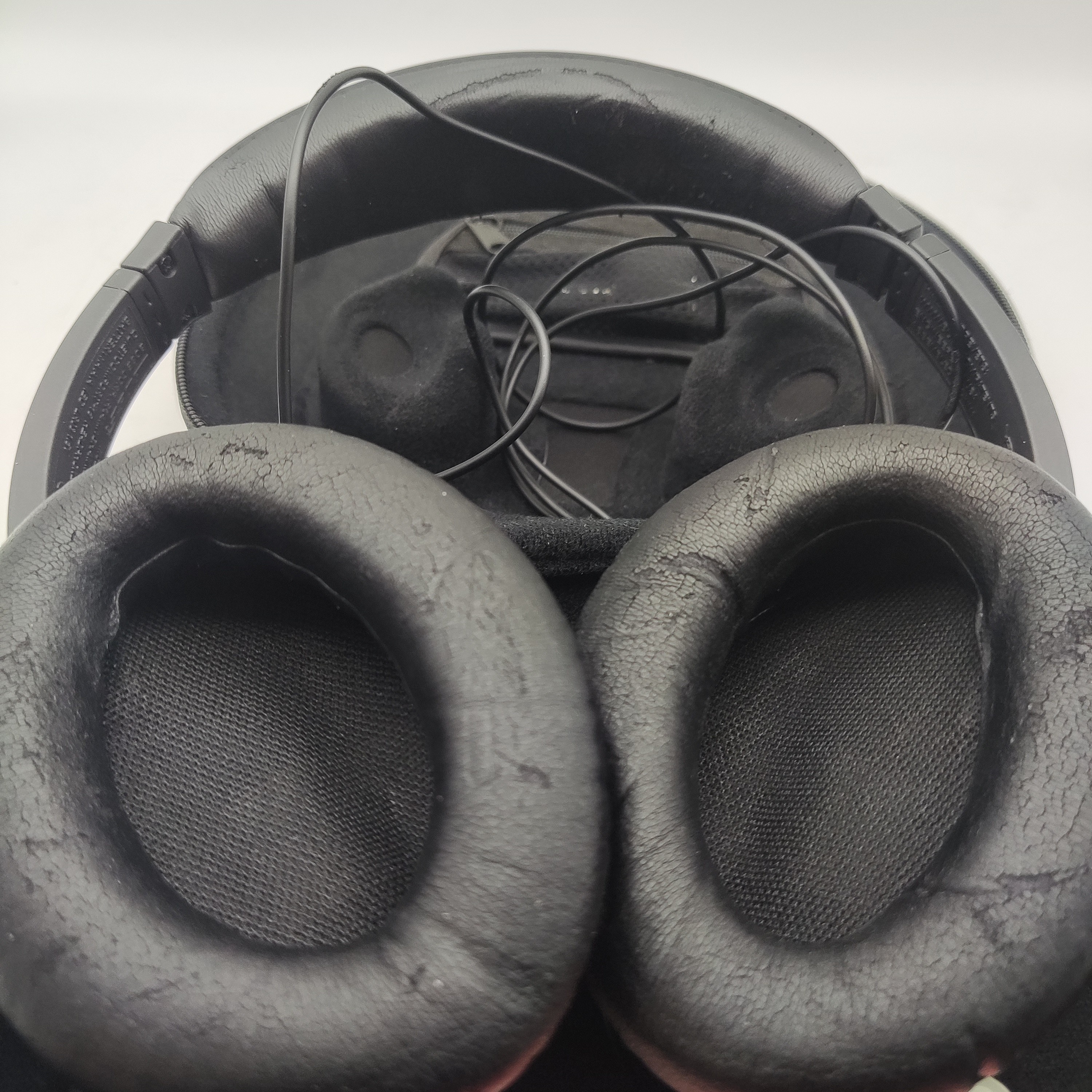 Voir photo 4 de Casque Bose "noise cancelling" quiet confort 15 Casque Bose "noise cancelling" quiet confort 15 Très bon état reconditionné photo 4