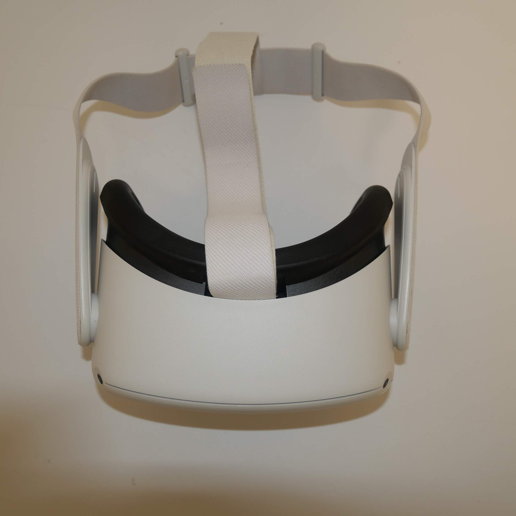 Voir photo 11 de Casque de réalité virtuelle autonome Oculus Quest 2 Blanc -256GB Casque de réalité virtuelle autonome Oculus Quest 2 Blanc -256GB Très bon état reconditionné photo 11