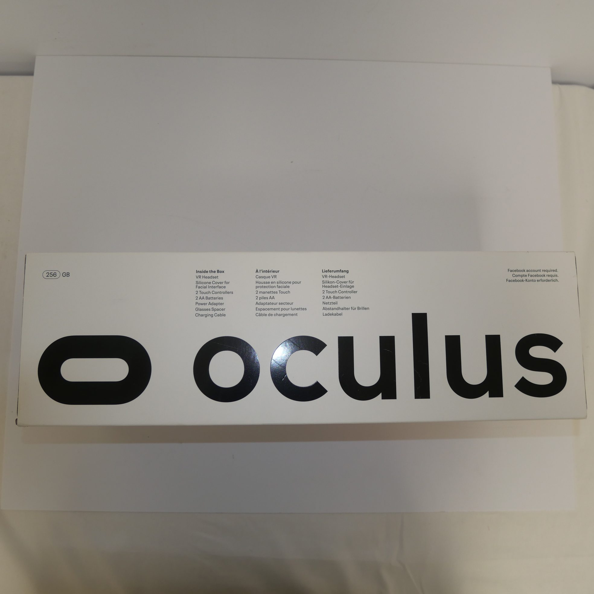 Voir photo 4 de Casque de réalité virtuelle autonome Oculus Quest 2 Blanc -256GB Casque de réalité virtuelle autonome Oculus Quest 2 Blanc -256GB Très bon état reconditionné photo 4