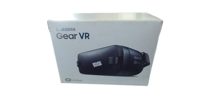 Casque de réalité virtuelle Samsung Gear VR pour Samsung Galaxy S6 (notice non incluse) en boîte très bon état - 15,00 € Casque de réalité virtuelle Samsung Gear VR pour Samsung Galaxy S6 (notice non incluse) en boîte très bon état reconditionné disponible sur Label Emmaüs