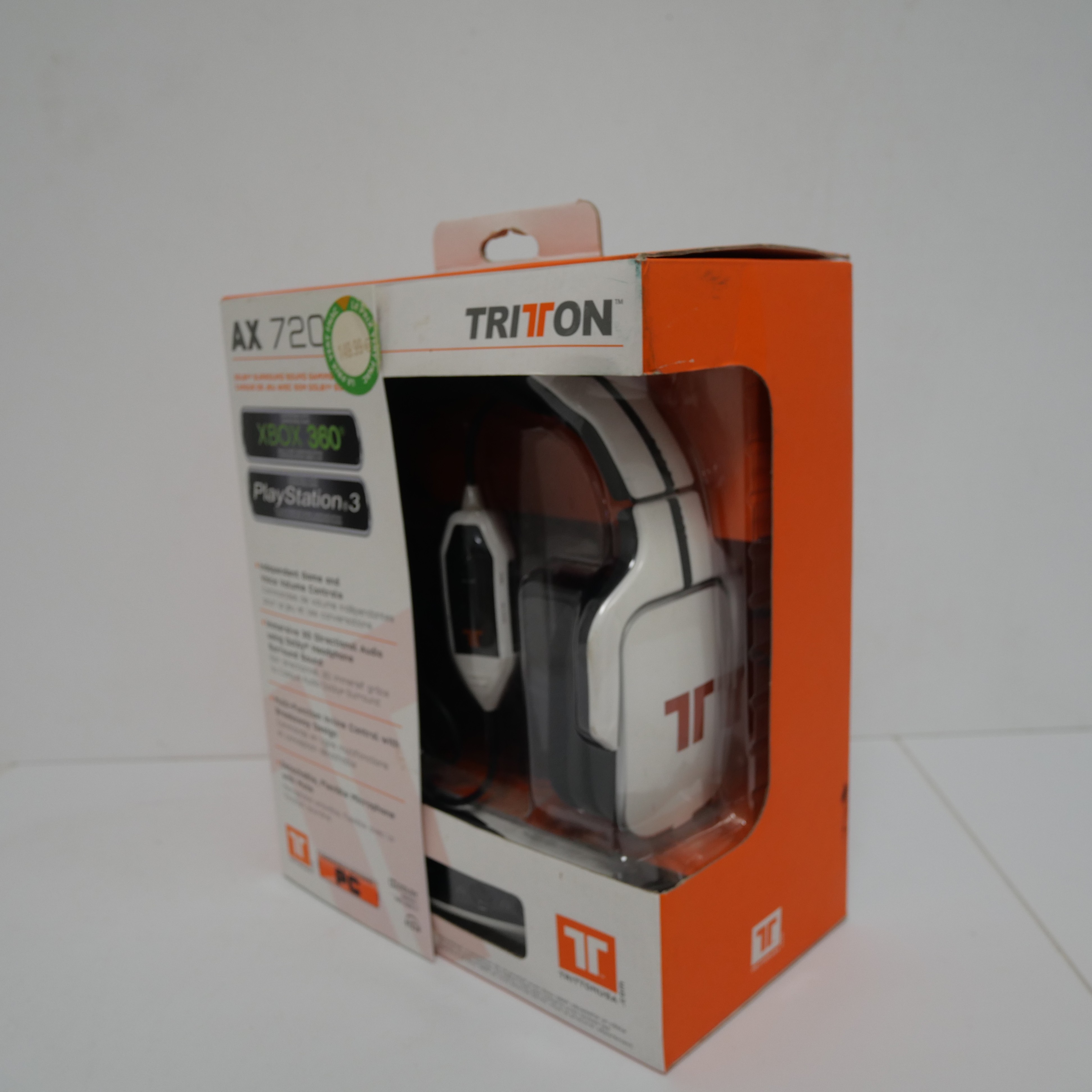 Voir photo 3 de Casque Gaming Tritton AX 720 Surround Dolby (Neuf en boîte) Casque Gaming Tritton AX 720 Surround Dolby (Neuf en boîte) Parfait état reconditionné photo 3