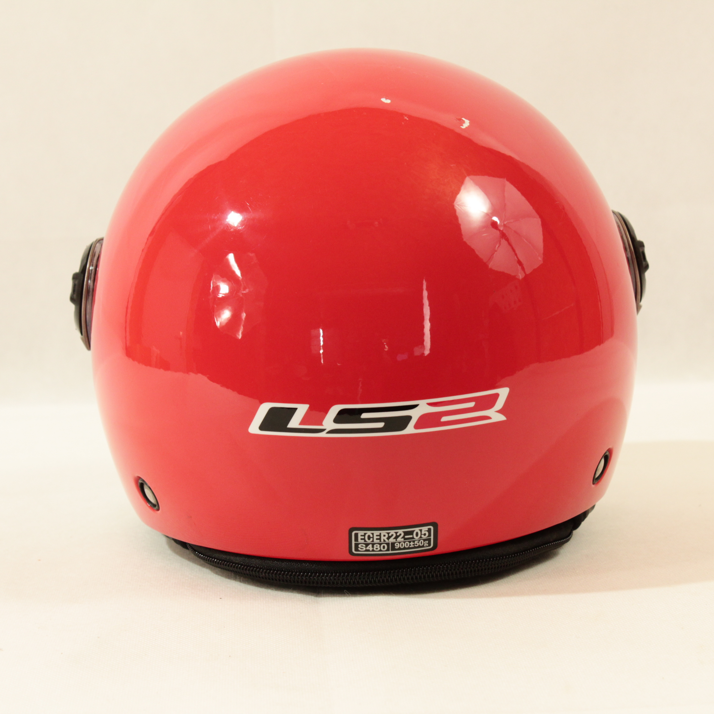 Voir photo 2 de CASQUE MOTO ENFANT LS2 CASQUE MOTO ENFANT LS2 État correct reconditionné photo 2