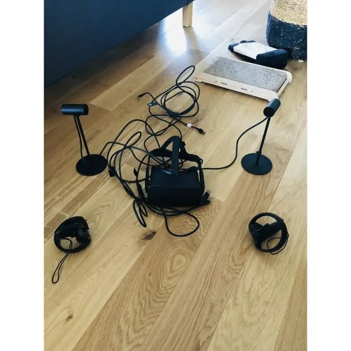 Acheter Casque Oculus rift VR réalité virtuelle 2 manettes 2 capteurs Testé Fonctionnel Reconditionné - 199,90 € Casque Oculus rift VR réalité virtuelle 2 manettes 2 capteurs Testé Fonctionnel Reconditionné Oculus reconditionné disponible sur Cdiscount Seconde Vie