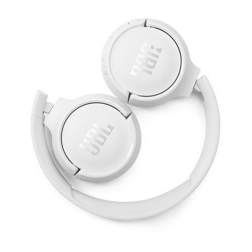 Voir photo 3 de Casque réducteur de bruit sans fil avec micro Jbl Tune 510BT - Blanc | Dero Casque réducteur de bruit sans fil avec micro Jbl Tune 510BT - Blanc Reconditionné JBL reconditionné photo 3 | Dero