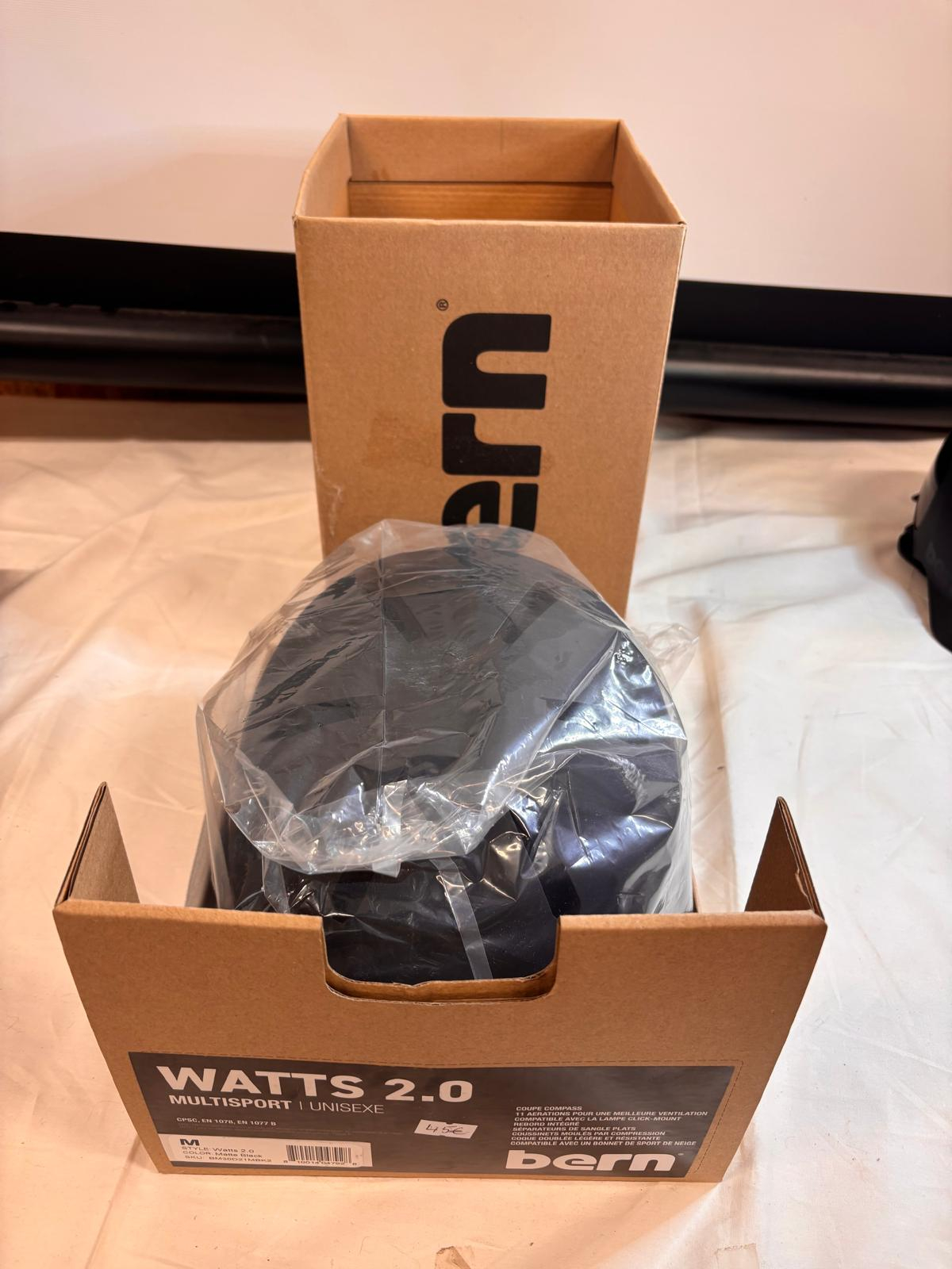 Voir photo 4 de Casque vélo BERN Watts 2.0 - Taille M Casque vélo BERN Watts 2.0 - Taille M Parfait état reconditionné photo 4