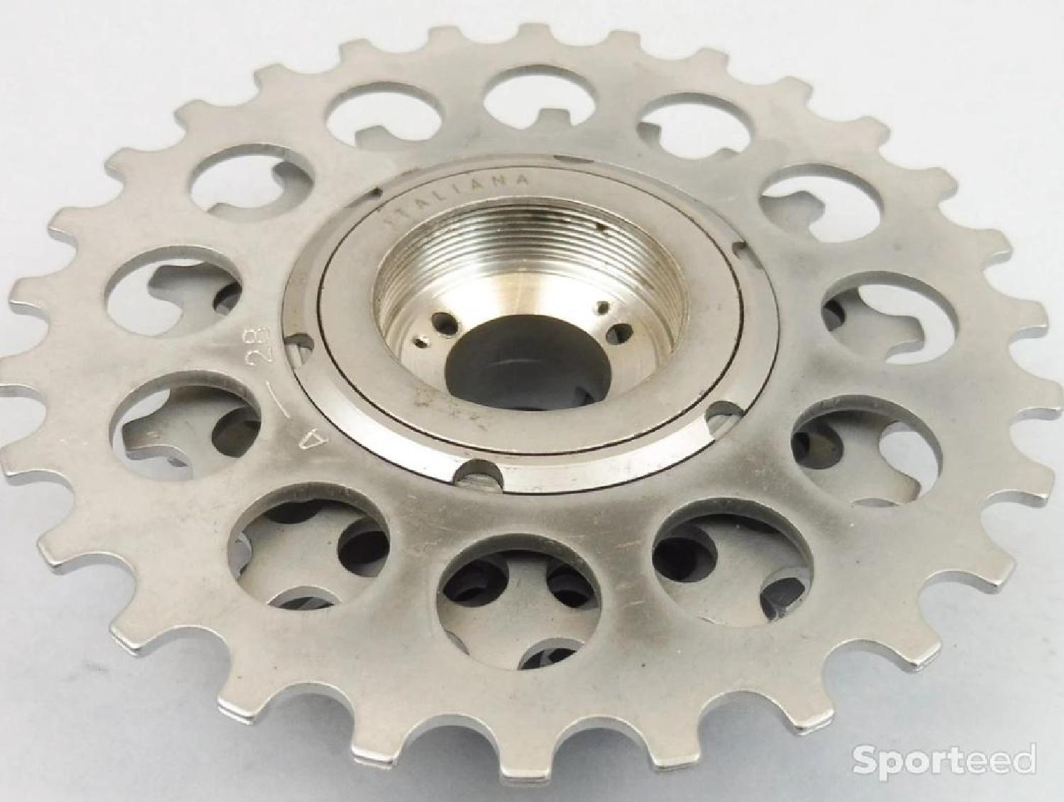 Cassette Roue libre Campagnolo Fil 35 x 24 Très bon état Campagnolo reconditionné disponible sur Sporteed