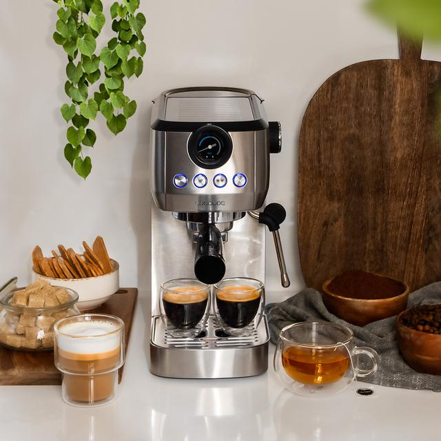 Cecotec Power Espresso 20 Steel Pro Semi-automatique Machine à expresso 1,3 L - Bon état Bon état Cecotec reconditionné photo 2 | Dero