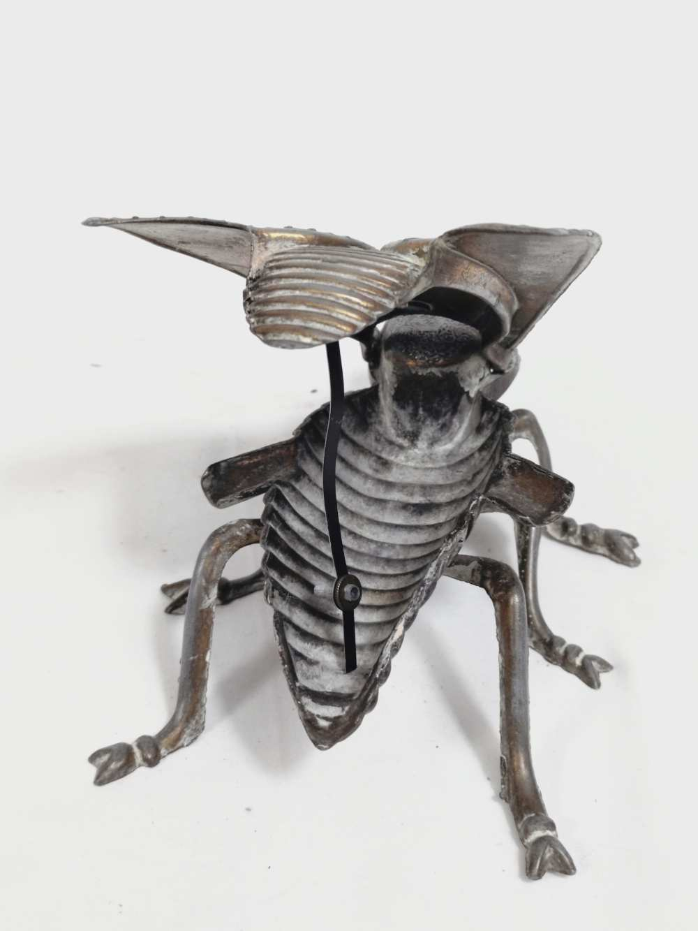 Voir photo 4 de Cendrier / vide-poche en forme de Mouche-métal/régule. Cendrier / vide-poche en forme de Mouche-métal/régule. Bon état reconditionné photo 4