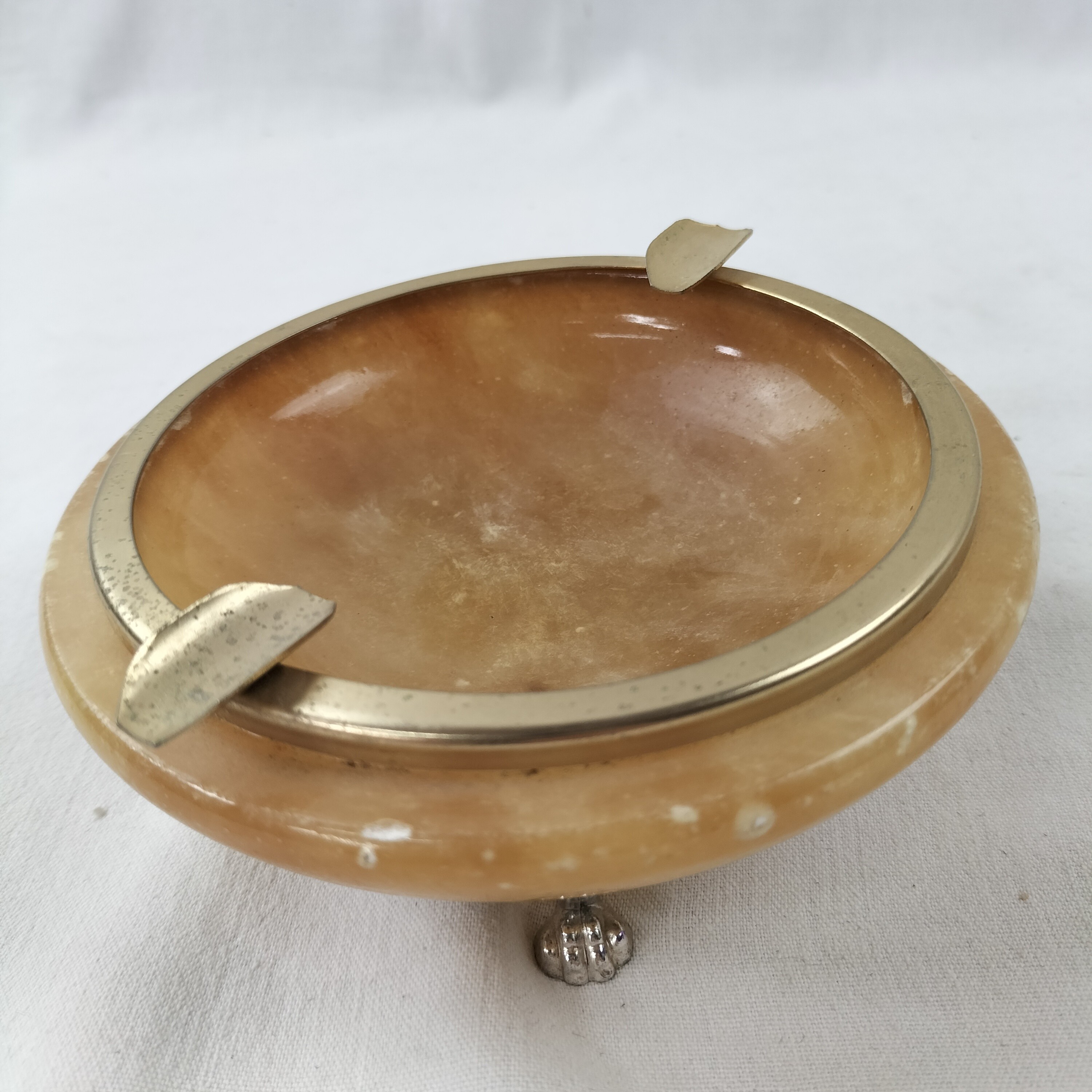 Voir photo 6 de Cendrier vintage albâtre véritable couleur orangée Cendrier vintage albâtre véritable couleur orangée Bon état reconditionné photo 6
