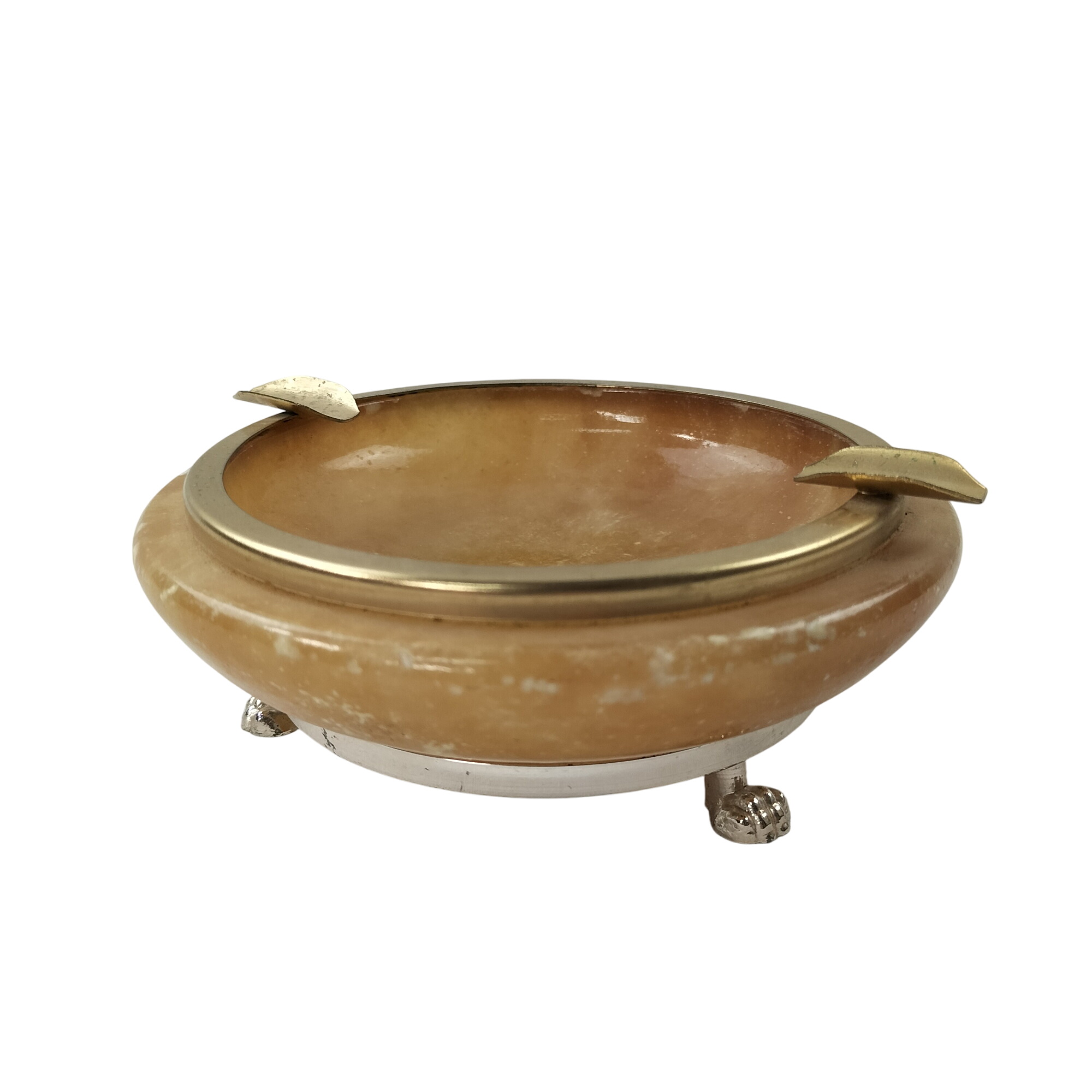 Acheter Cendrier vintage albâtre véritable couleur orangée Bon état - 10,00 € Cendrier vintage albâtre véritable couleur orangée Bon état reconditionné disponible sur Label Emmaüs