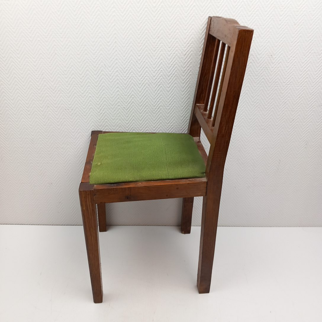 Voir photo 3 de Chaise Ancienne pour Poupée en Bois et tissu Chaise Ancienne pour Poupée en Bois et tissu État correct reconditionné photo 3