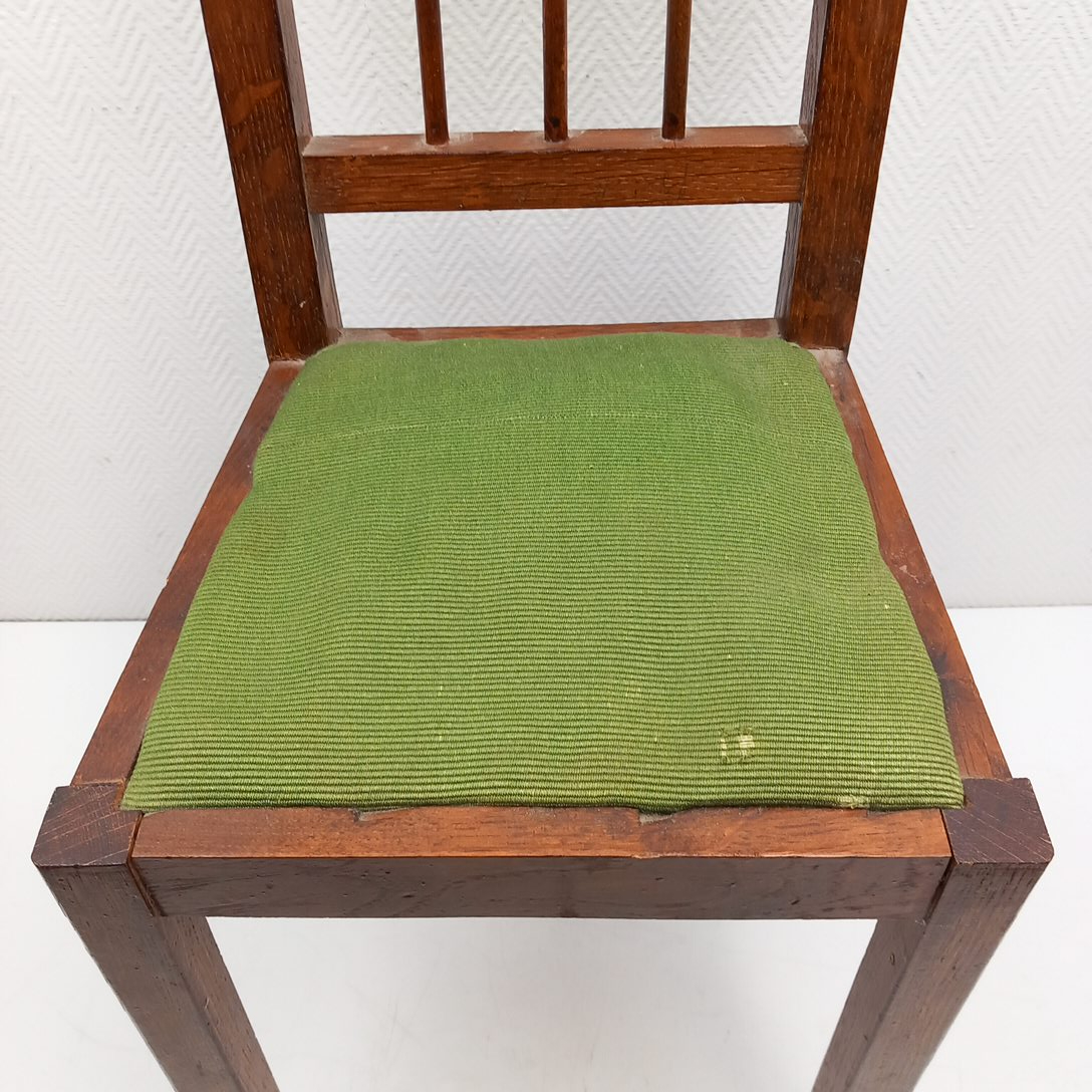 Voir photo 6 de Chaise Ancienne pour Poupée en Bois et tissu Chaise Ancienne pour Poupée en Bois et tissu État correct reconditionné photo 6