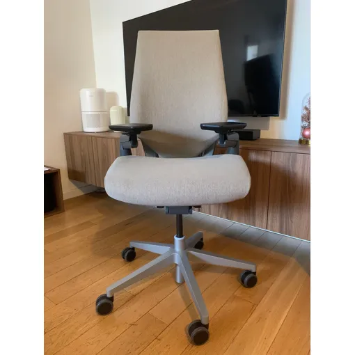 Chaise de bureau ergonomique steelcase gesture beige Bon état reconditionné disponible sur Rakuten
