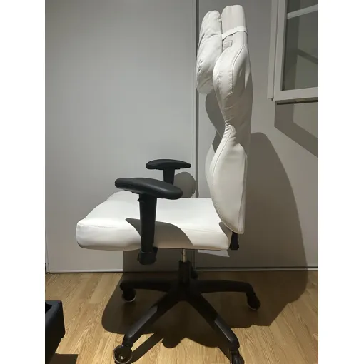 Chaise gaming dowinx blanche Bon état reconditionné disponible sur Rakuten