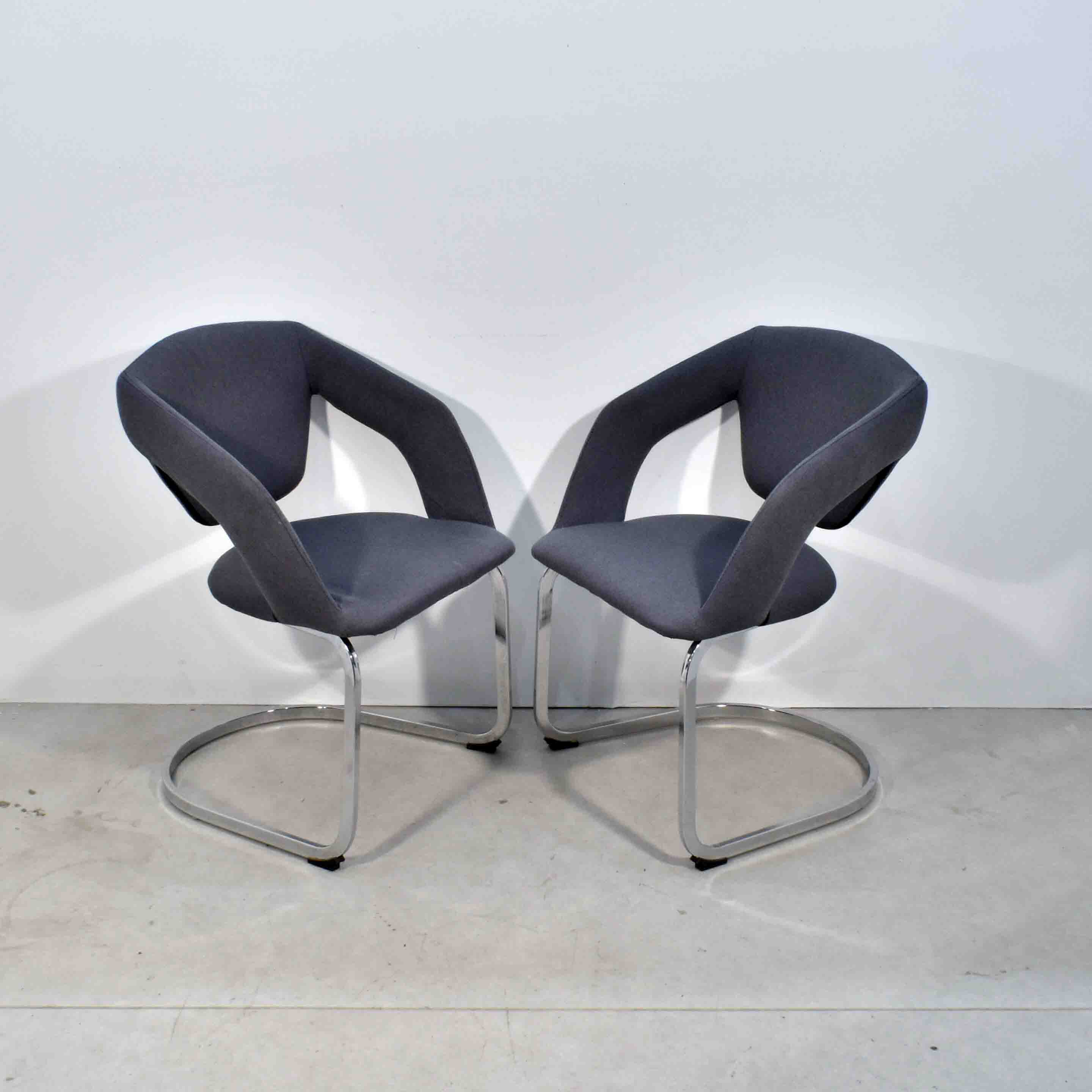 Voir photo 2 de Chaises de Salle à Manger - Design Contemporain Chaises de Salle à Manger - Design Contemporain Bon état reconditionné photo 2