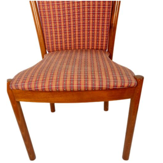 Voir photo 2 de Chaises En Bois & Assise En Tissu Vintage Chaises En Bois & Assise En Tissu Vintage Très bon état reconditionné photo 2