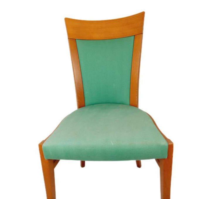 Voir photo 3 de Chaises En Bois & Assise En Tissu Vintage Chaises En Bois & Assise En Tissu Vintage Très bon état reconditionné photo 3