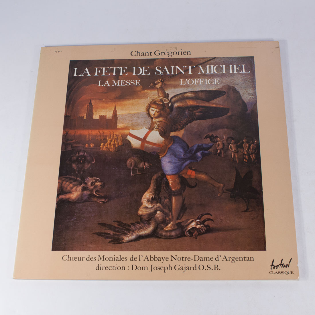 Chant Grégorien La fête de Saint Michel - Messe & office Bon état - 10,00 € Chant Grégorien La fête de Saint Michel - Messe & office Bon état reconditionné disponible sur Label Emmaüs