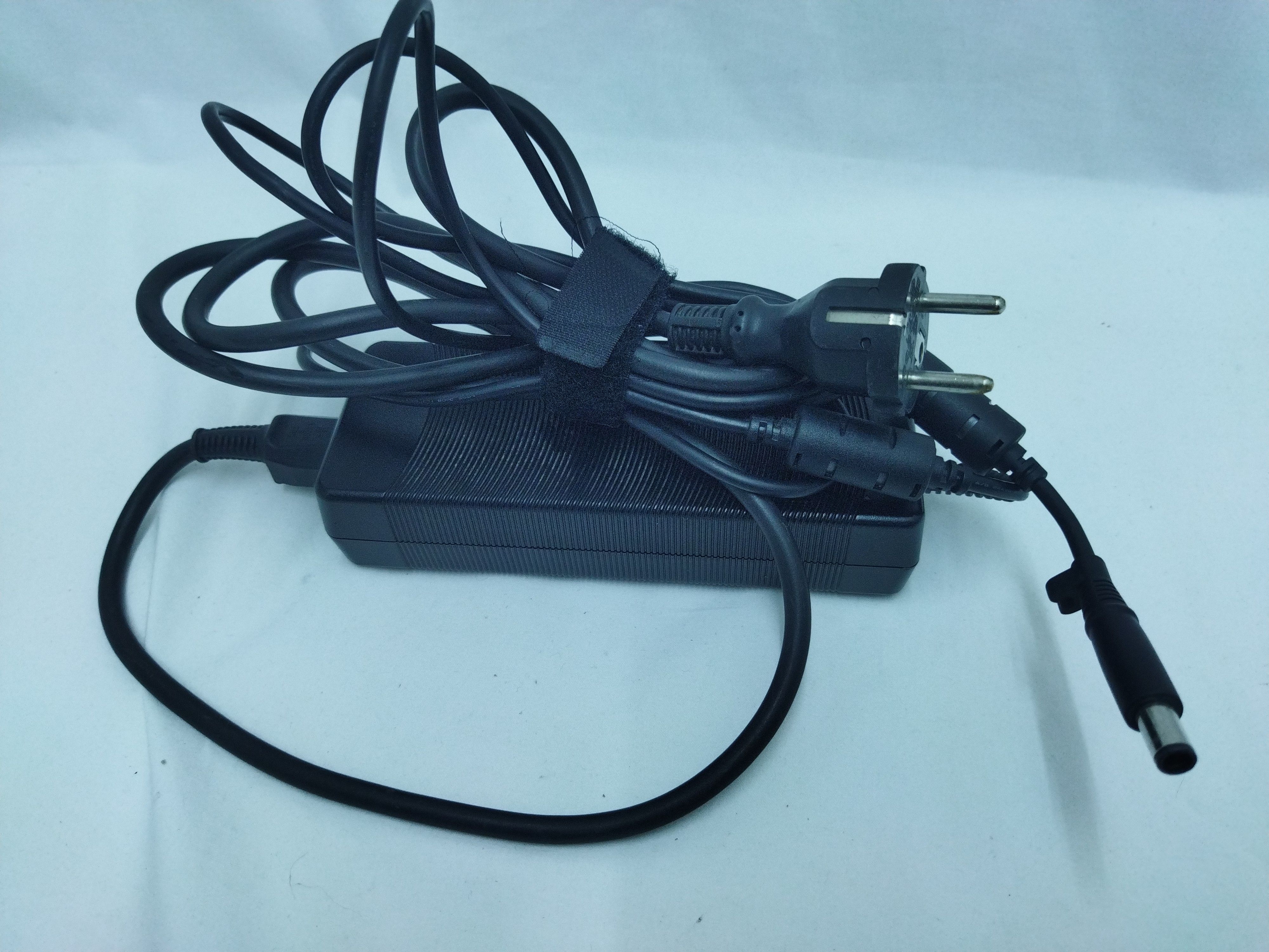 Voir photo 3 de Chargeur HP adapter en très bon état OUTPUT 18.5V(6.5A) 12w Chargeur HP adapter en très bon état OUTPUT 18.5V(6.5A) 12w très bon état reconditionné photo 3