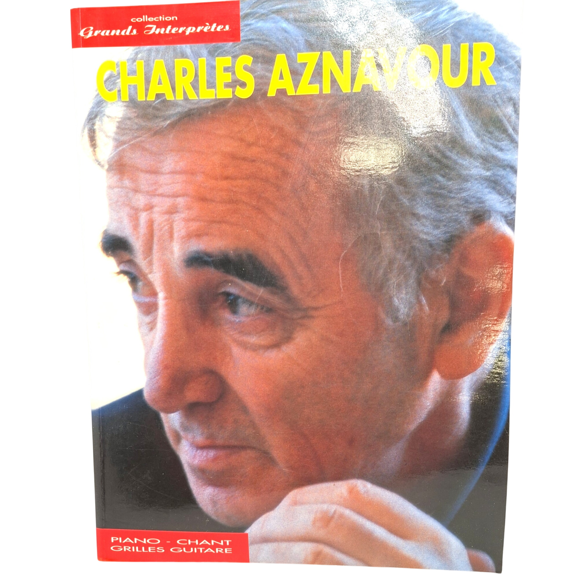 Acheter Charles Aznavour. Partitions. Collection Grands Interprètes. 1996 - 25,00 € Charles Aznavour. Partitions. Collection Grands Interprètes. 1996 reconditionné disponible sur Label Emmaüs
