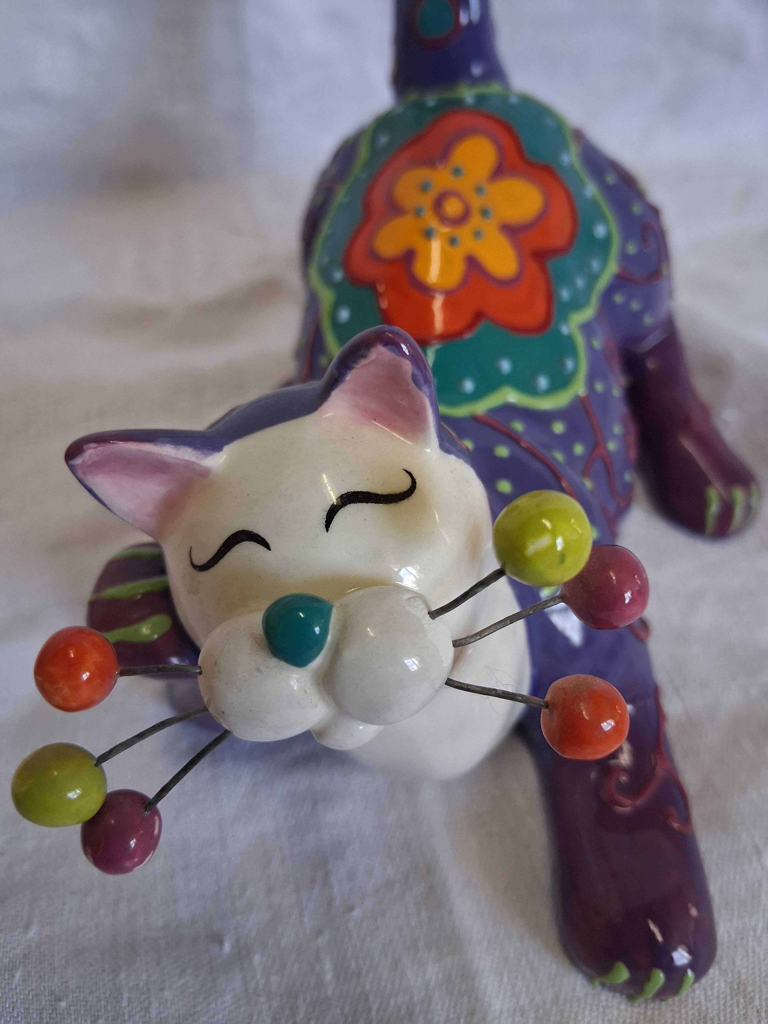 Voir photo 5 de Chat violet en porcelaine coloré Chat violet en porcelaine coloré reconditionné photo 5