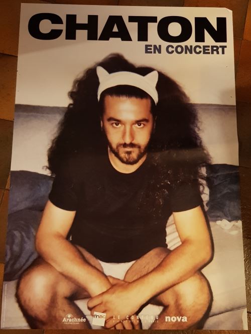 Acheter CHATON - En concert 219 - AFFICHE État correct - 10,99 € CHATON - En concert 219 - AFFICHE État correct reconditionné disponible sur Fnac